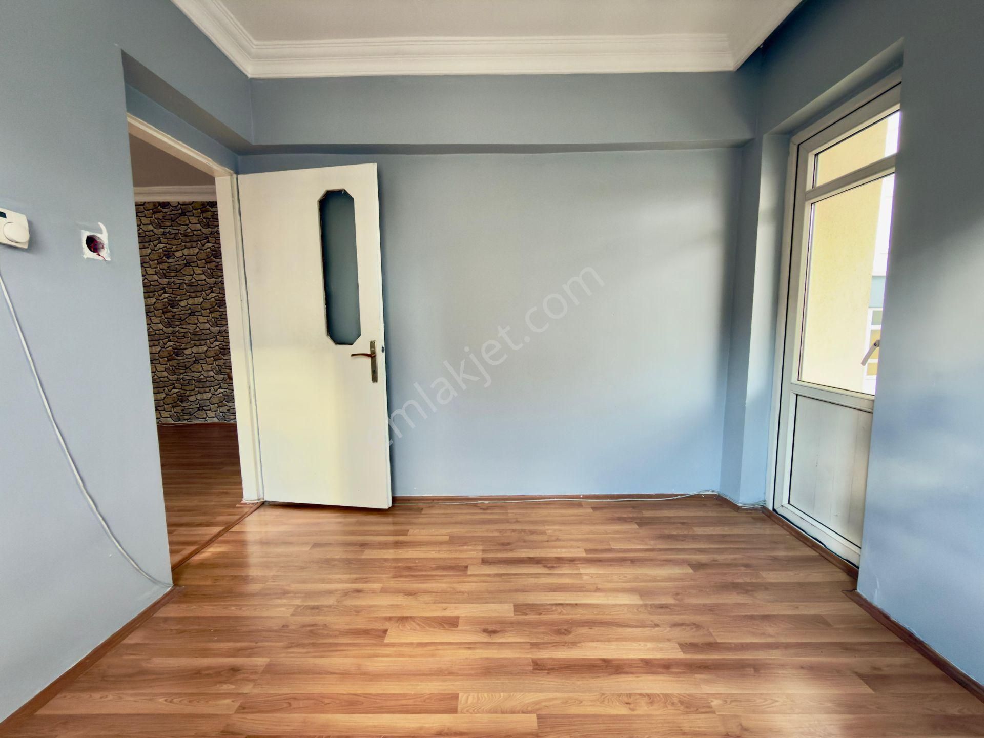 Kalecik Emlak'tan Merkezi Konumda Ara Kat Güney Cephe 3+1 - Görsel 14
