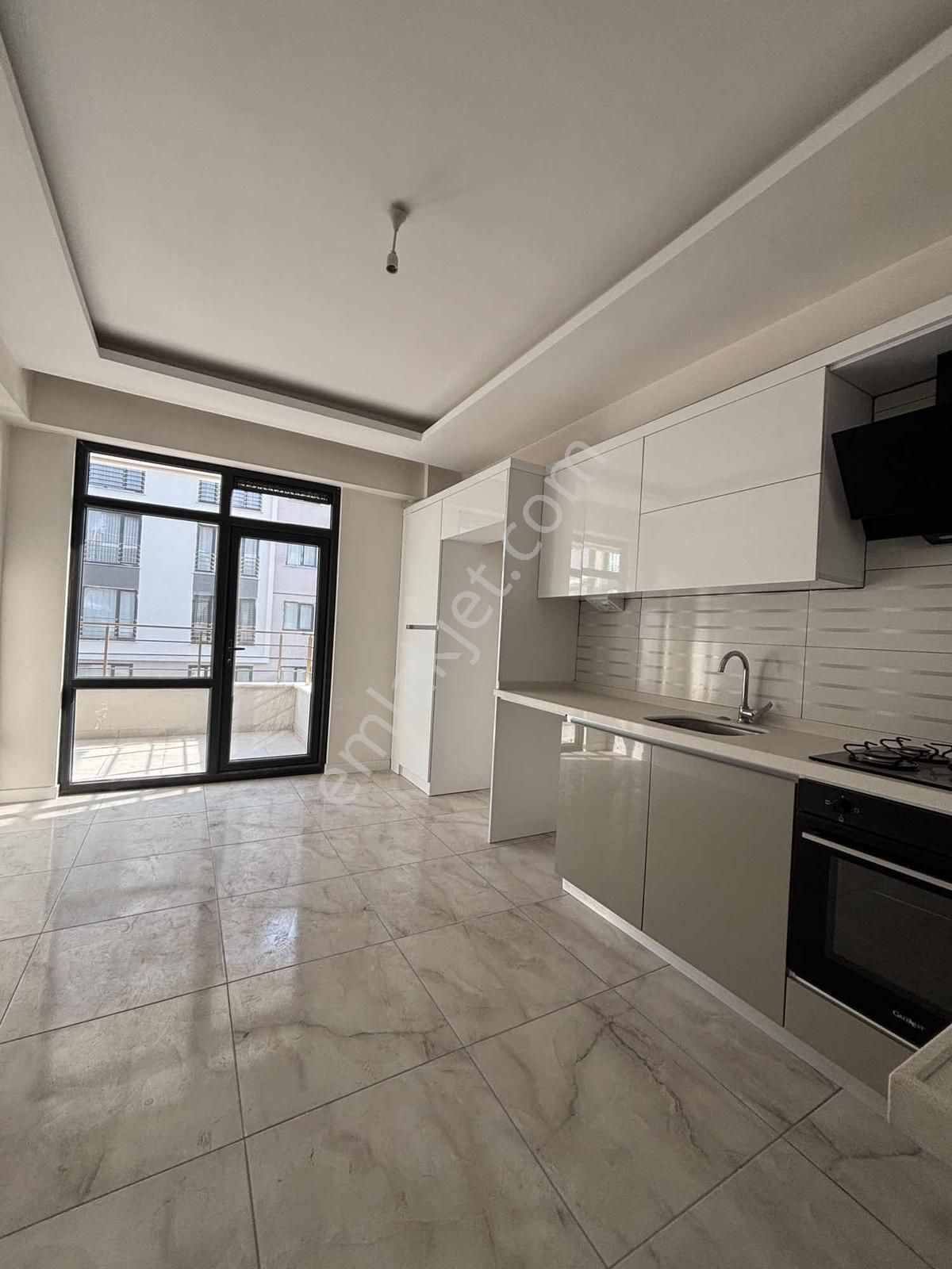 Fatih Karakolu Karşısı 3+1 Ara Kat Geniş Daire - Görsel 13