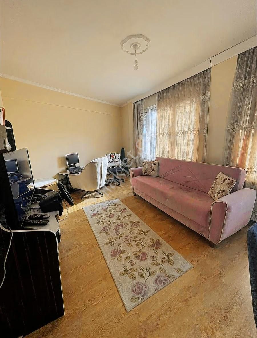 Sarıyer Büyükdere'de Caddeye Çok Yakın Satılık Daire - Görsel 8