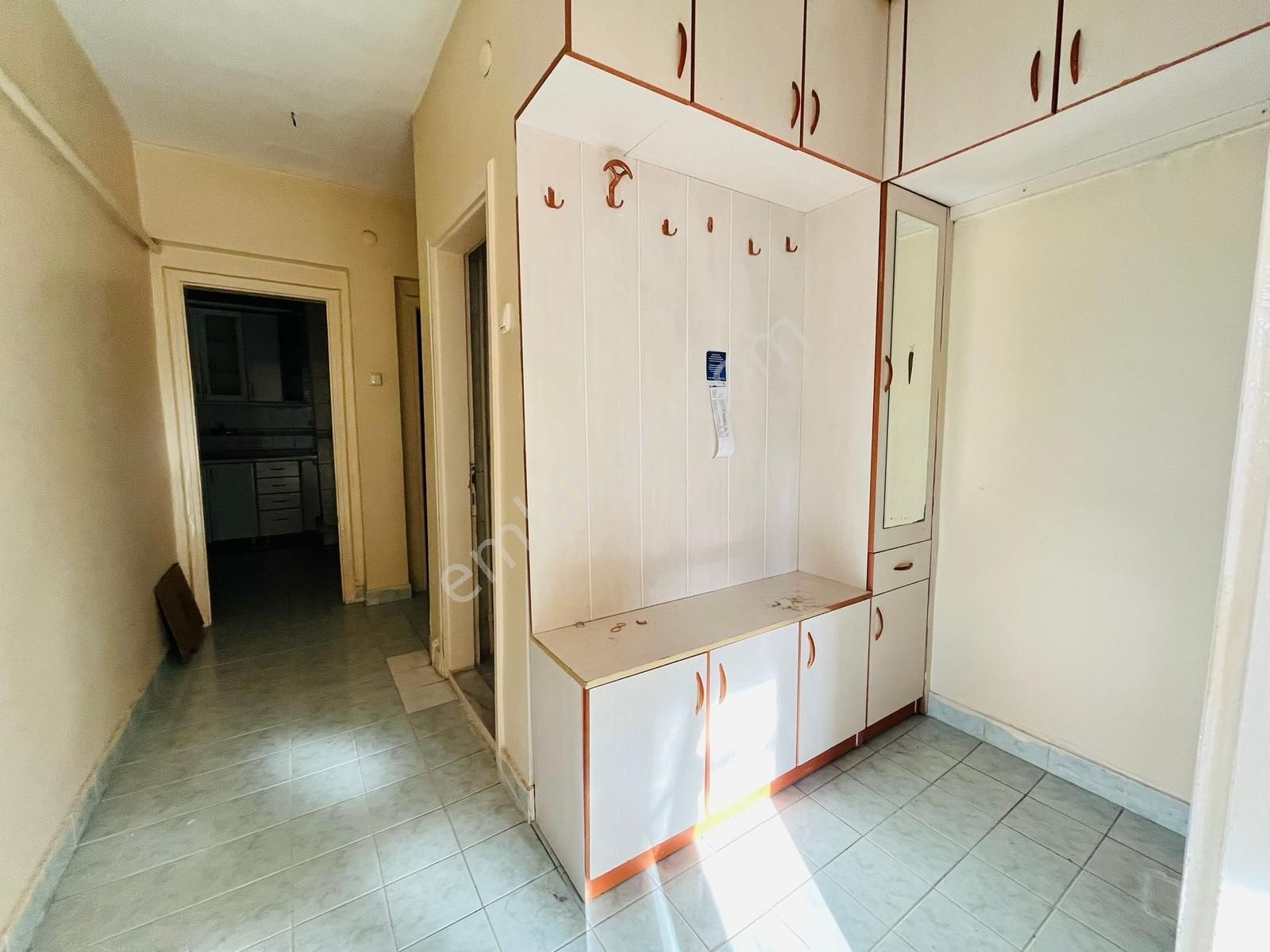 Valentia'dan Karşıyaka İş Merkezi Yanı Ara Kat Satılık 3+1 Daire - Görsel 20