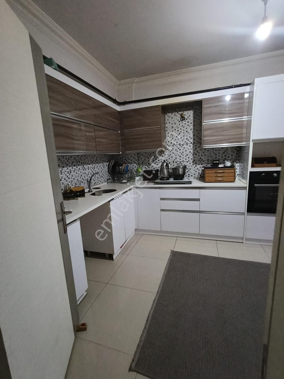 🏡muradiye Mahallesi 🏡 ✅2+1 90 M2 5 Katlınım Zenin Katı ❇️kombi Petekli Full Özelikli - Görsel 4