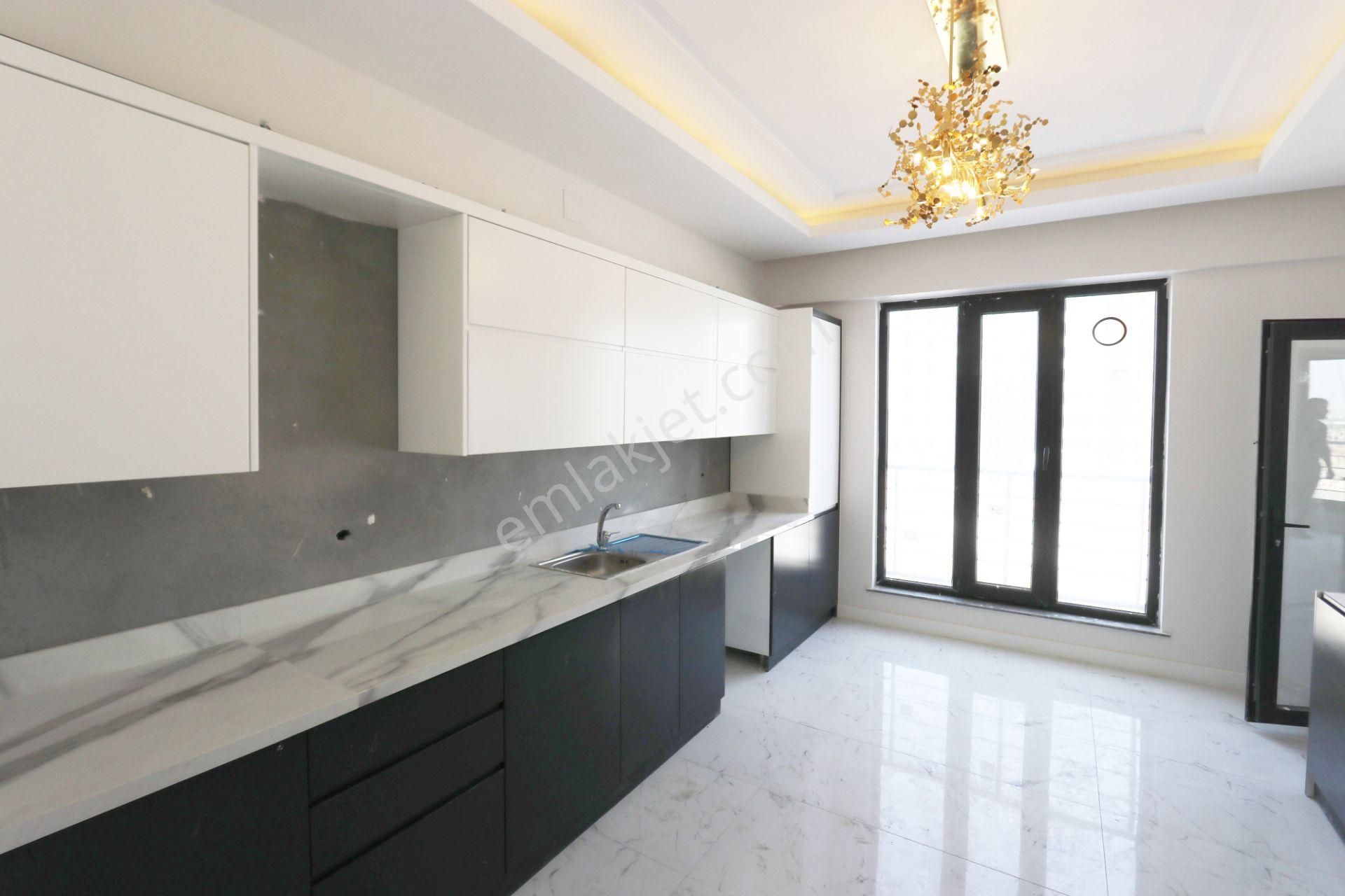 Alpaslan'da İlk Oturum! Modern Ve Aydınlık Masrafsız 3+1 Daire - Görsel 2