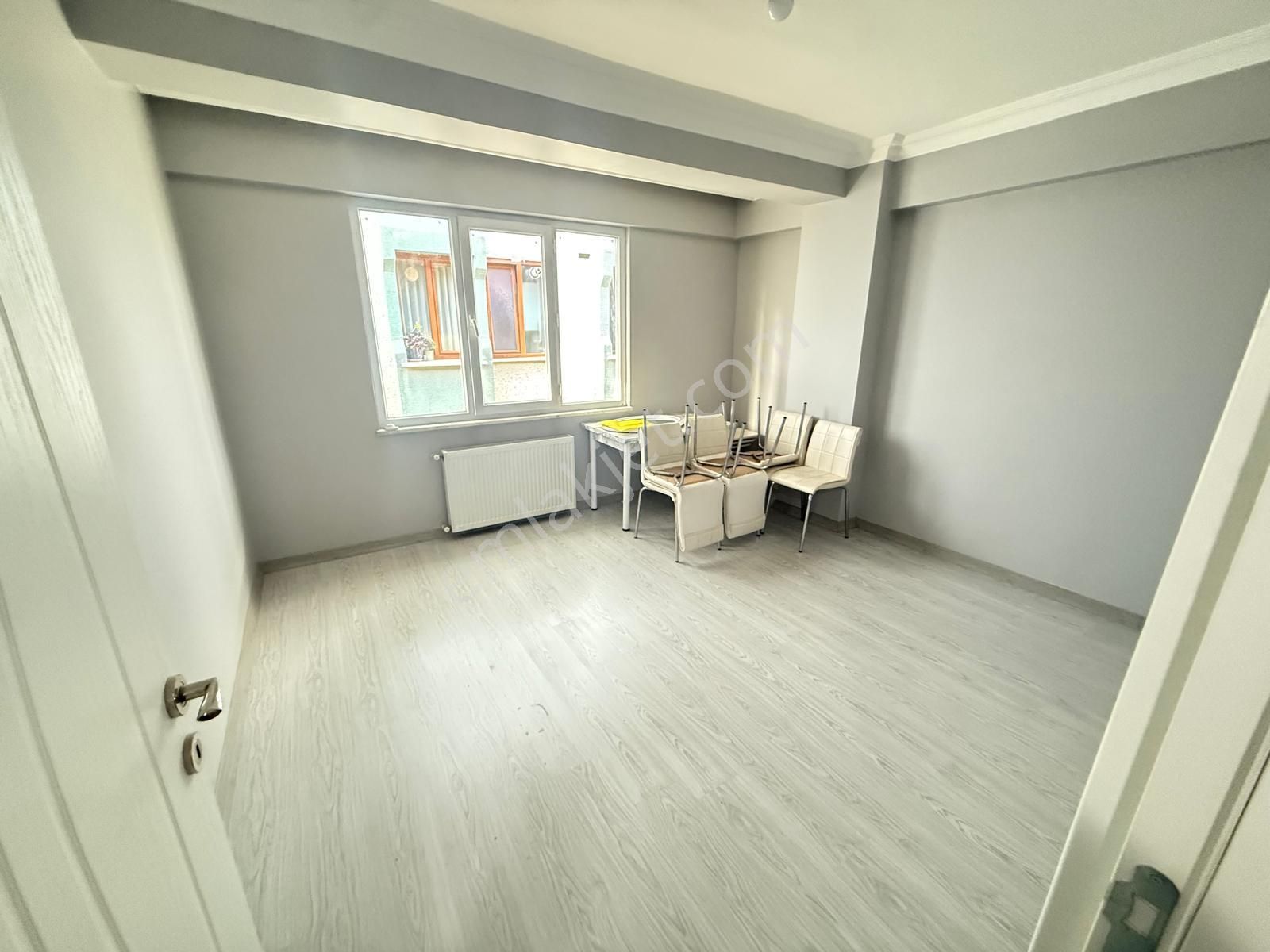 Barış'tan Tepeüstü Yıldız Caddesinde Satılık 4+1 Dublkes Daire - Görsel 5
