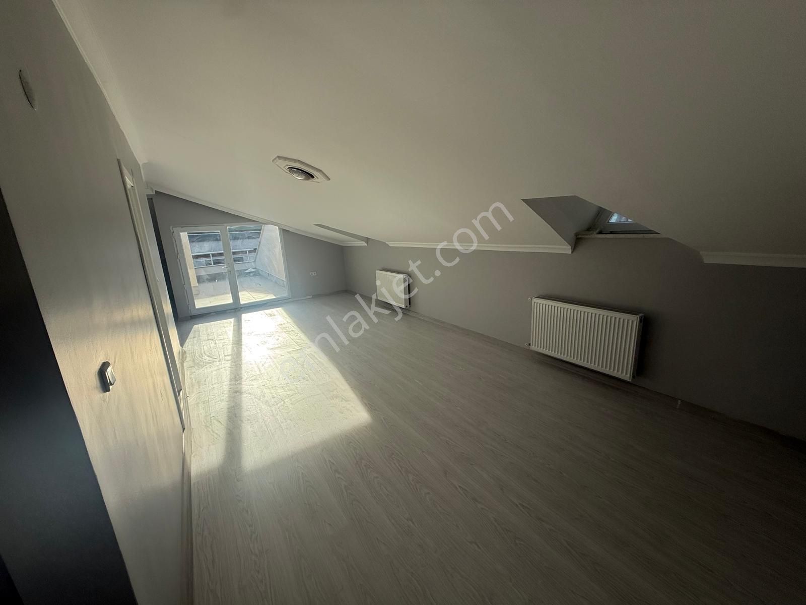 Barış'tan Tepeüstü Yıldız Caddesinde Satılık 4+1 Dublkes Daire - Görsel 17