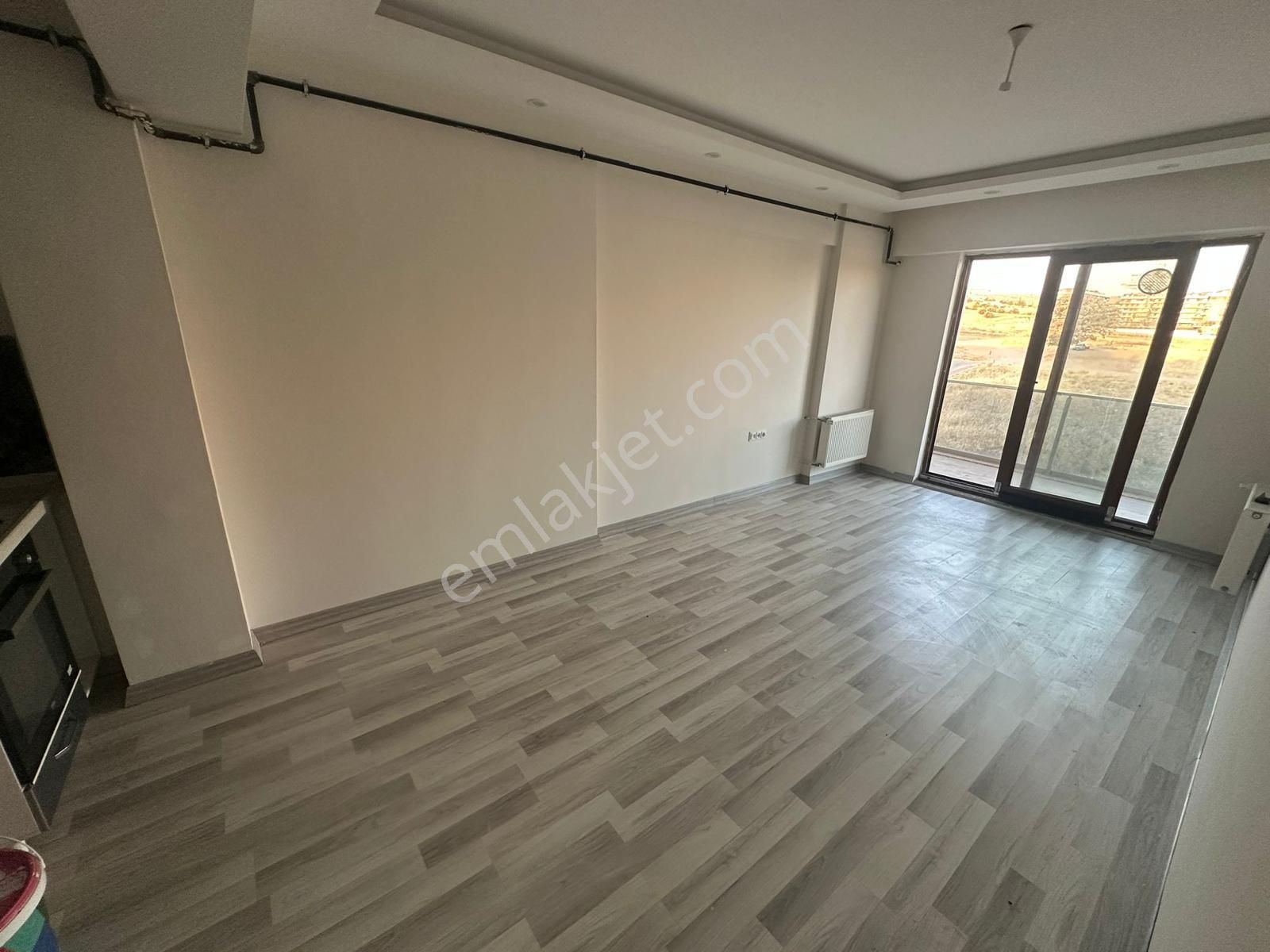 Çanakkale Kepez Hamidiye Mahallesi'nde Lüks Havuzlu Sitede Kiralık 1+1 Daire - Görsel 15