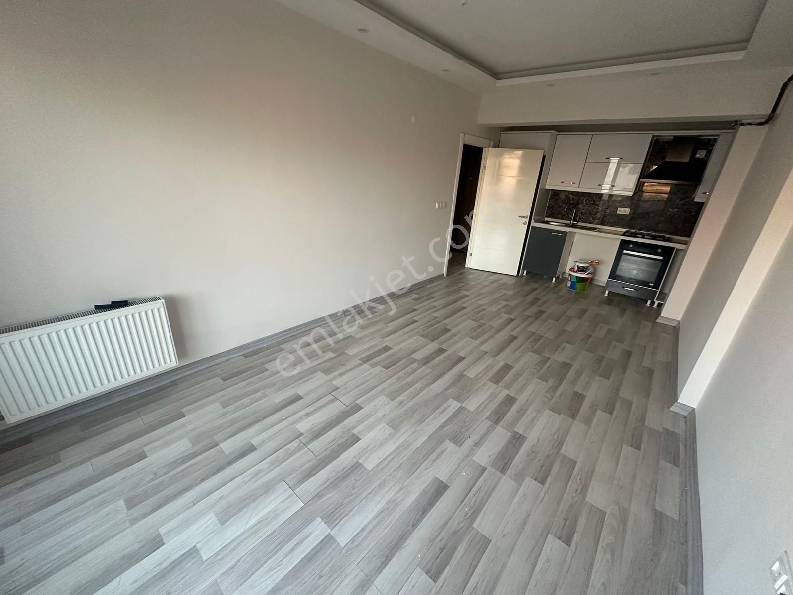 Çanakkale Kepez Hamidiye Mahallesi'nde Lüks Havuzlu Sitede Kiralık 1+1 Daire - Görsel 11