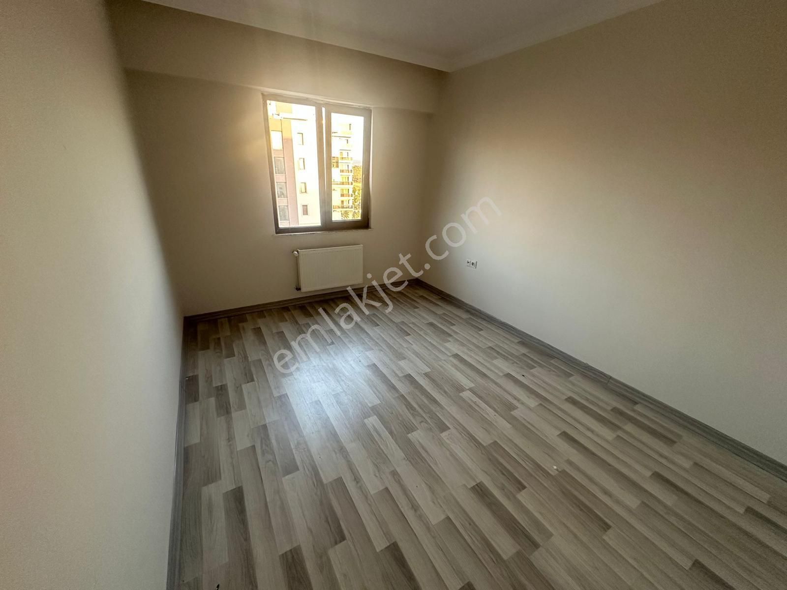 Çanakkale Kepez Hamidiye Mahallesi'nde Lüks Havuzlu Sitede Kiralık 1+1 Daire - Görsel 12