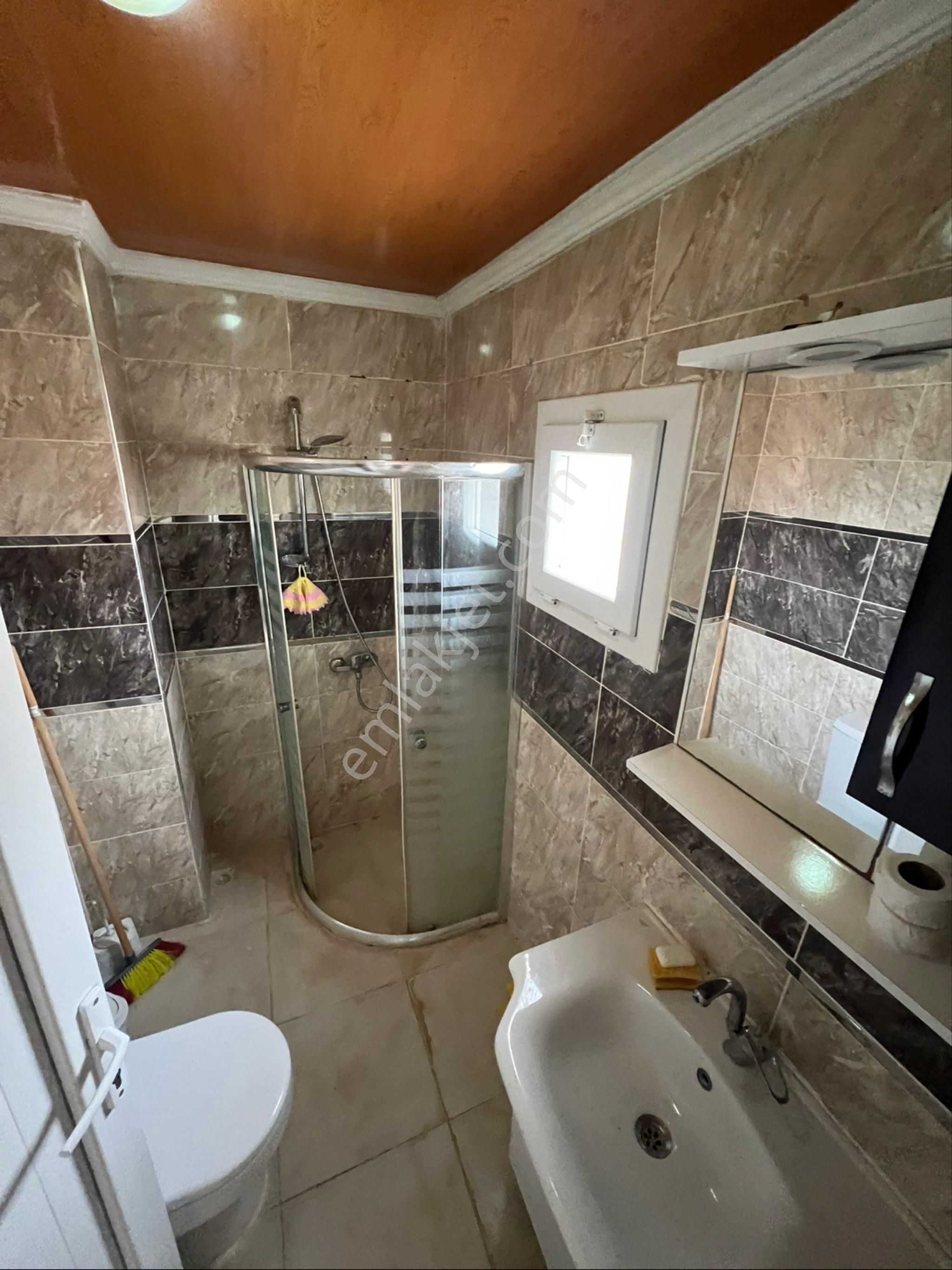 Kuşadası Güzelçamlı’da Denize 200 Metre Mesafesinde Köşe Konumlu Villa Çok Acil Satılık - Görsel 26