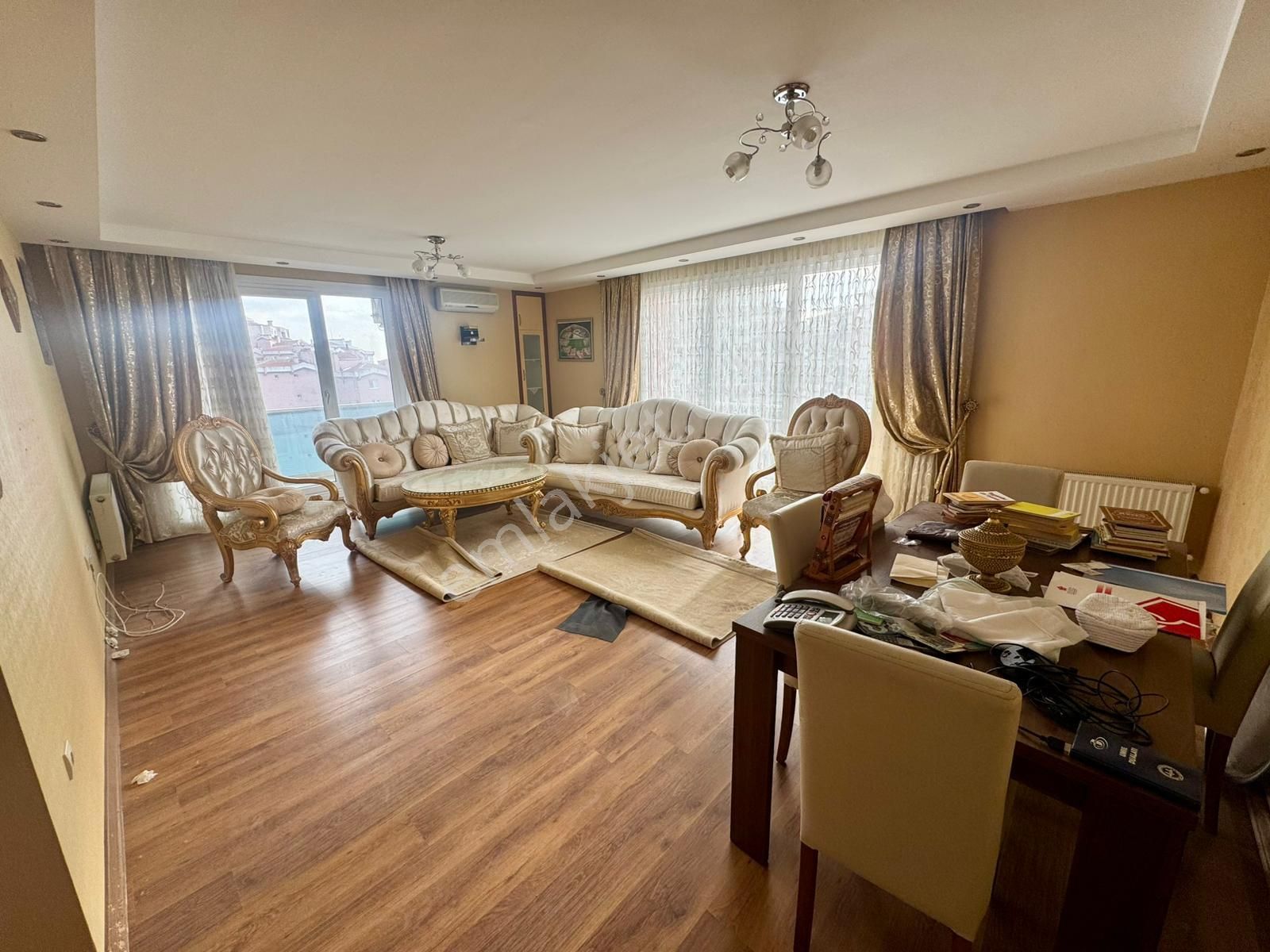 Pegaas'tan White Corner'da 3+1 Ara Kat Satılık Daire