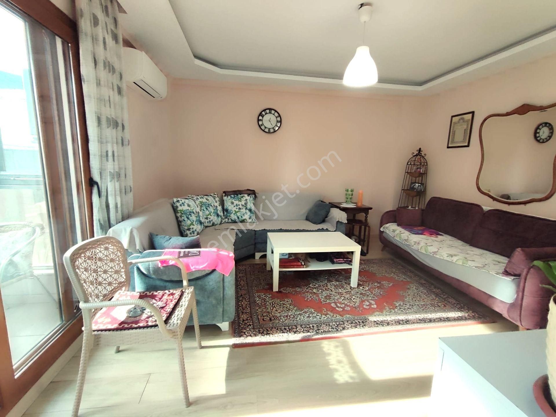 Başkut'tan Bayraklı Şevketince Mah.de 2+1 Satılık Daire - Görsel 3