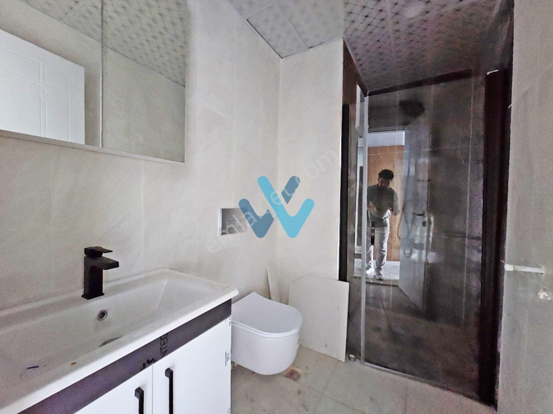 Win'den Tömükte Denize Yakın Site İçi Kiralık Uygun 1+1 - Görsel 11