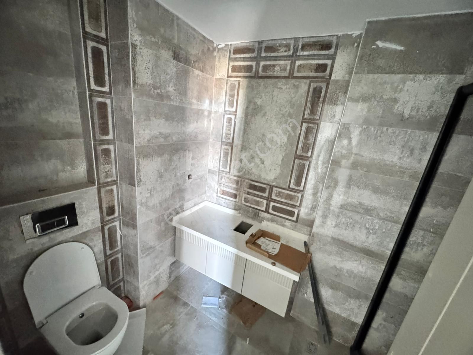 Bm''den Site İçinde 8.000m2 Güvenlikli Havuzlu 2+1 Daire - Görsel 15