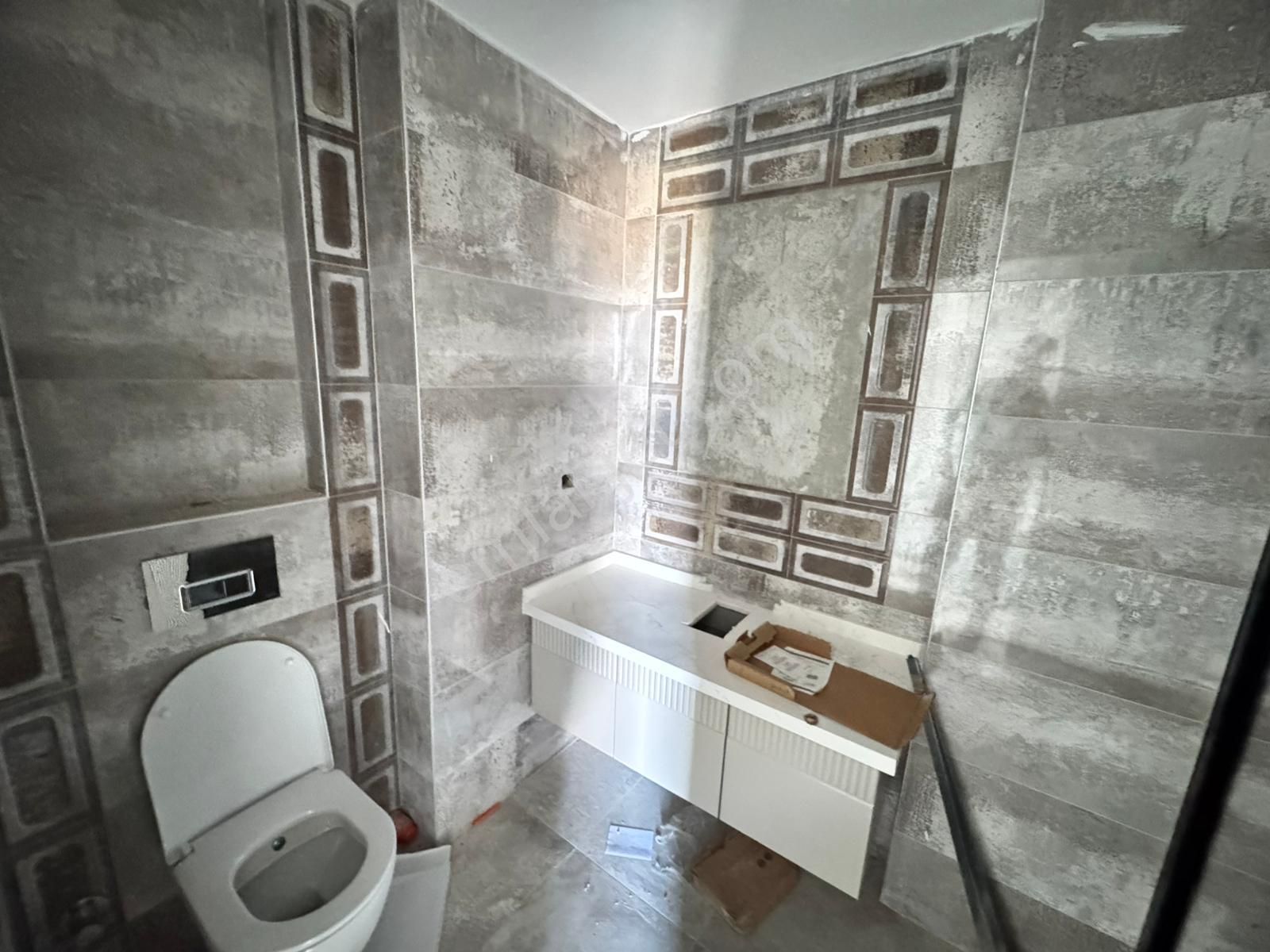 Bm''den Site İçinde 8.000m2 Güvenlikli Havuzlu 2+1 Daire - Görsel 17