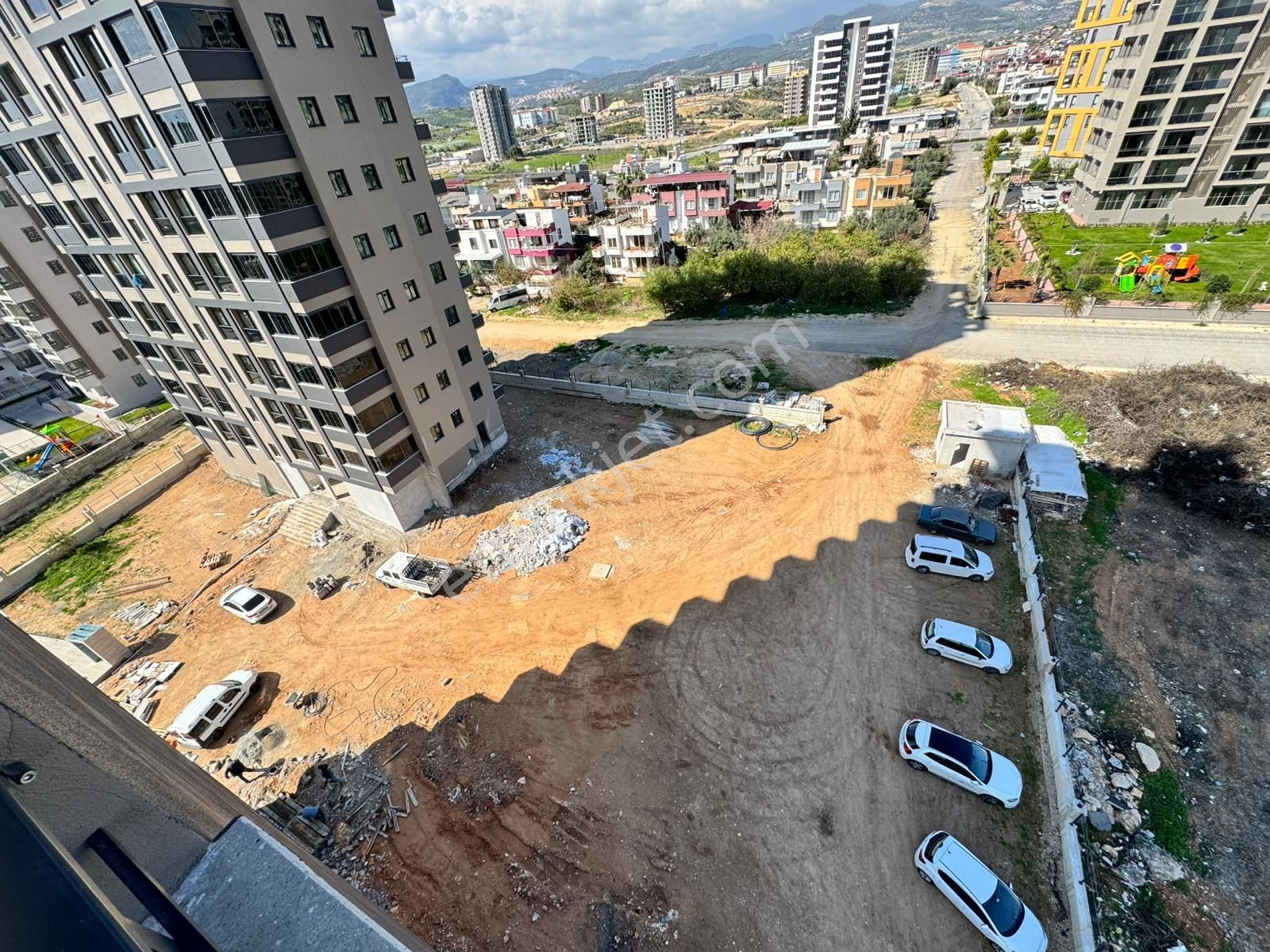 Bm''den Site İçinde 8.000m2 Güvenlikli Havuzlu 2+1 Daire - Görsel 20