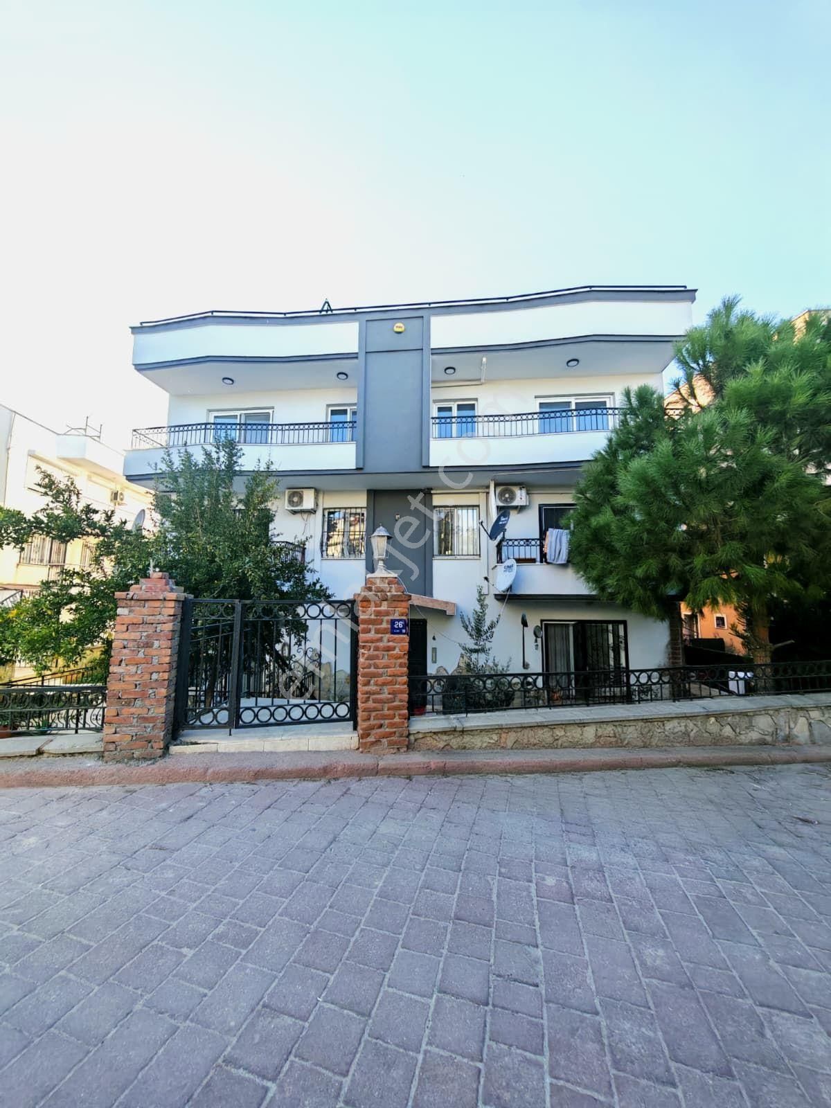 Altınkum'a 50 Mt. Ful Tadilatlı 2+1 Daire