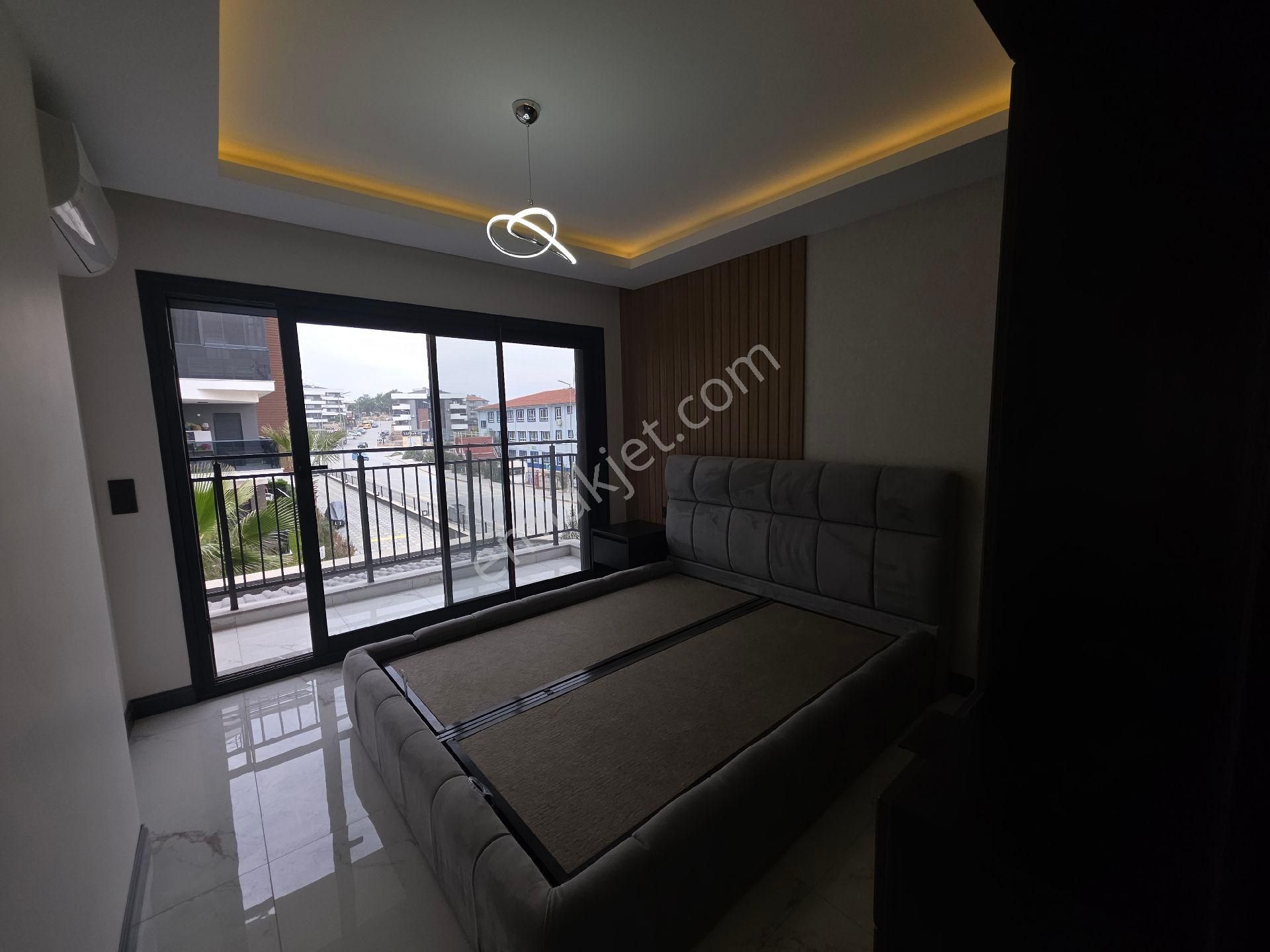 Kuşadası Satılık Sıfır 4+1 Villa - Görsel 21