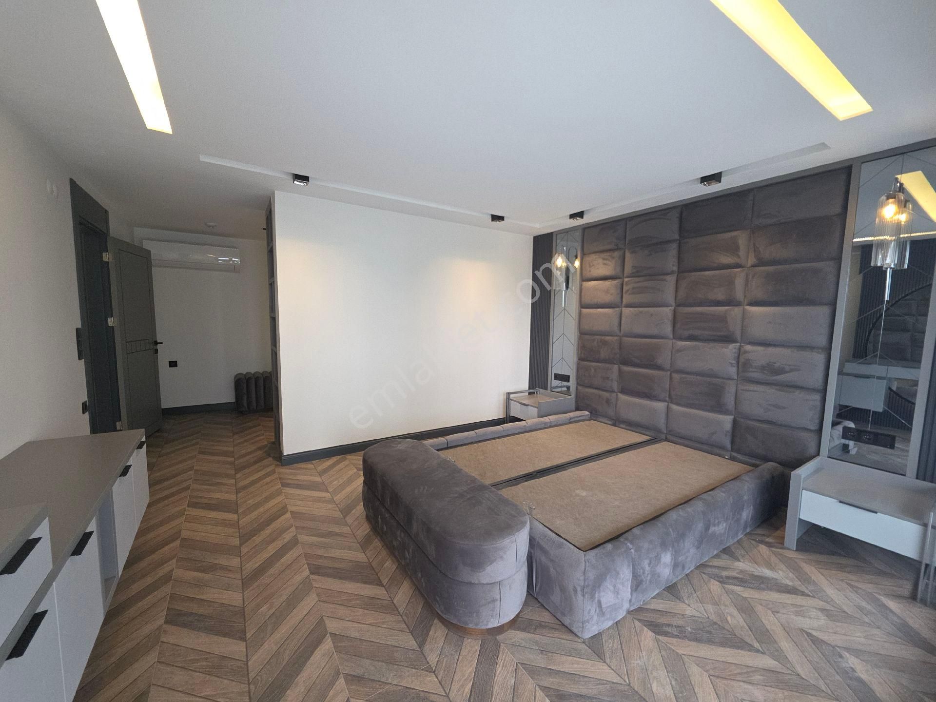 Kuşadası Satılık Sıfır 4+1 Villa - Görsel 12