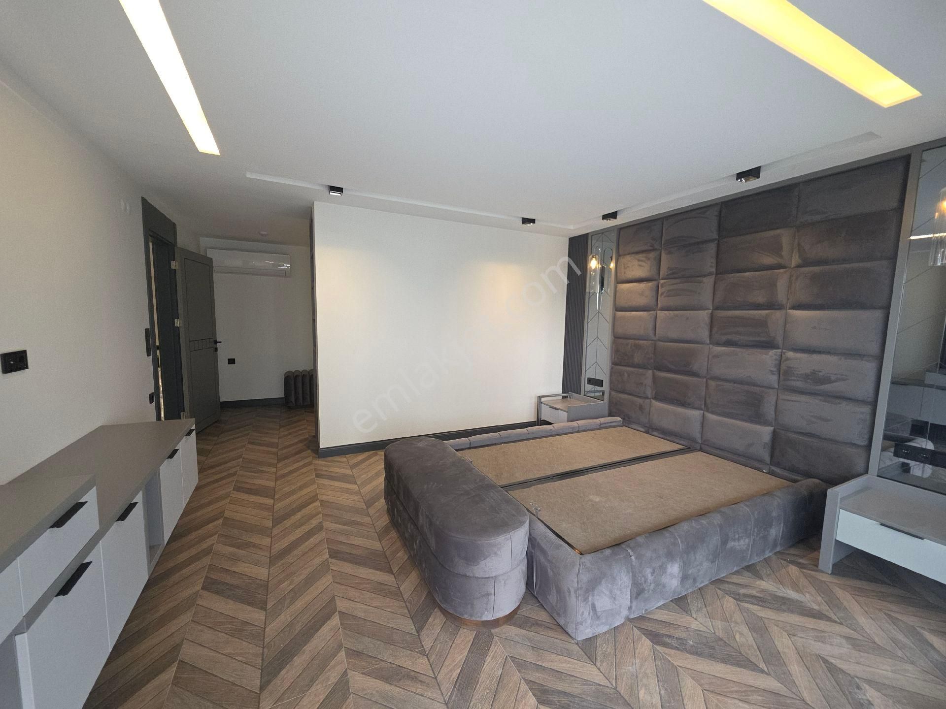 Kuşadası Satılık Sıfır 4+1 Villa - Görsel 13