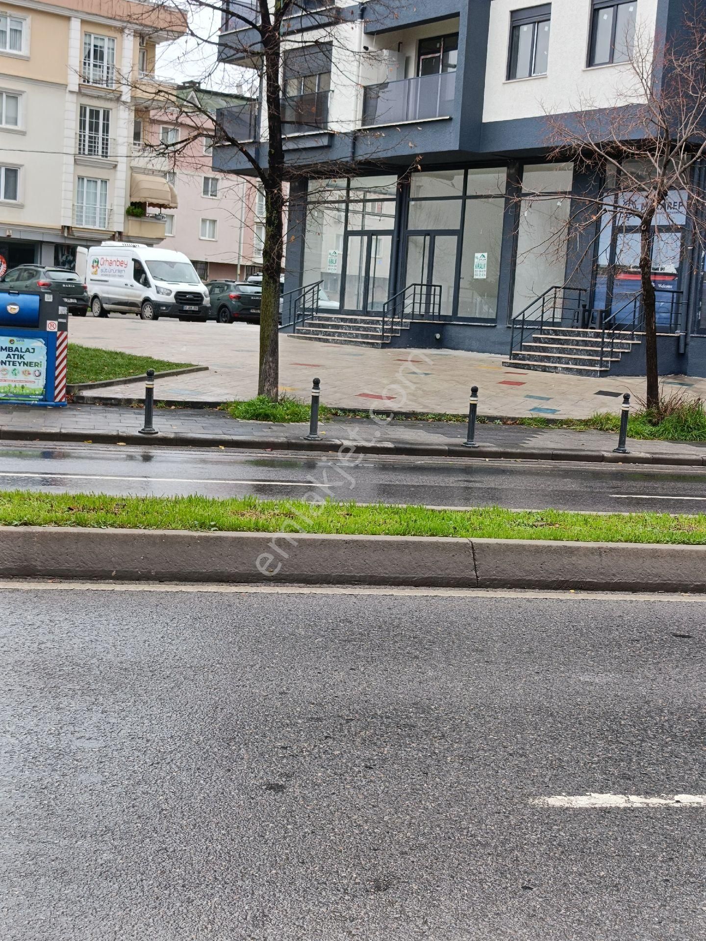 İstasyon Mahallesinde Cadde Üzerinde Kiralık Daire - Görsel 3