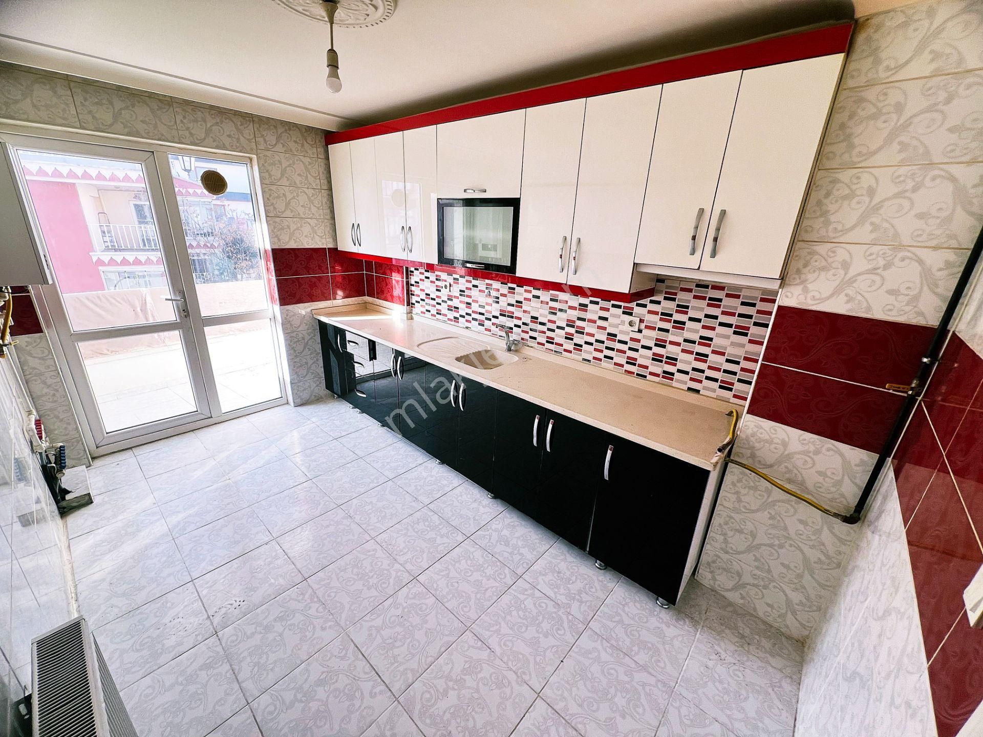 Şehitkubilay Da Özlem Ve Şehir Hastaneye Yakın Kiralık 3+1 Daire - Görsel 2