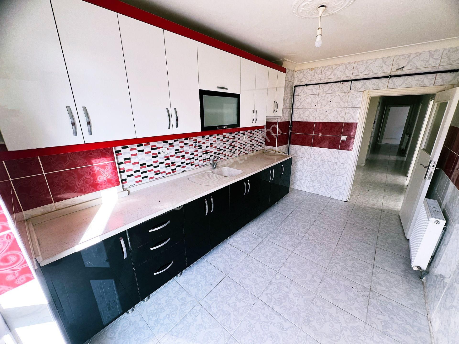 Şehitkubilay Da Özlem Ve Şehir Hastaneye Yakın Kiralık 3+1 Daire - Görsel 5