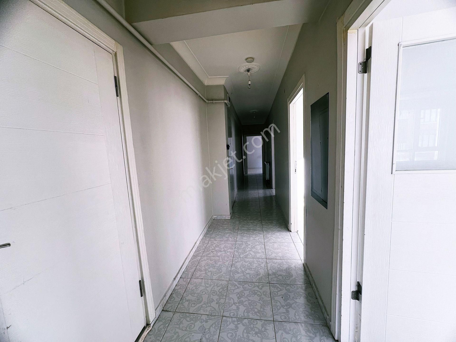 Şehitkubilay Da Özlem Ve Şehir Hastaneye Yakın Kiralık 3+1 Daire - Görsel 26