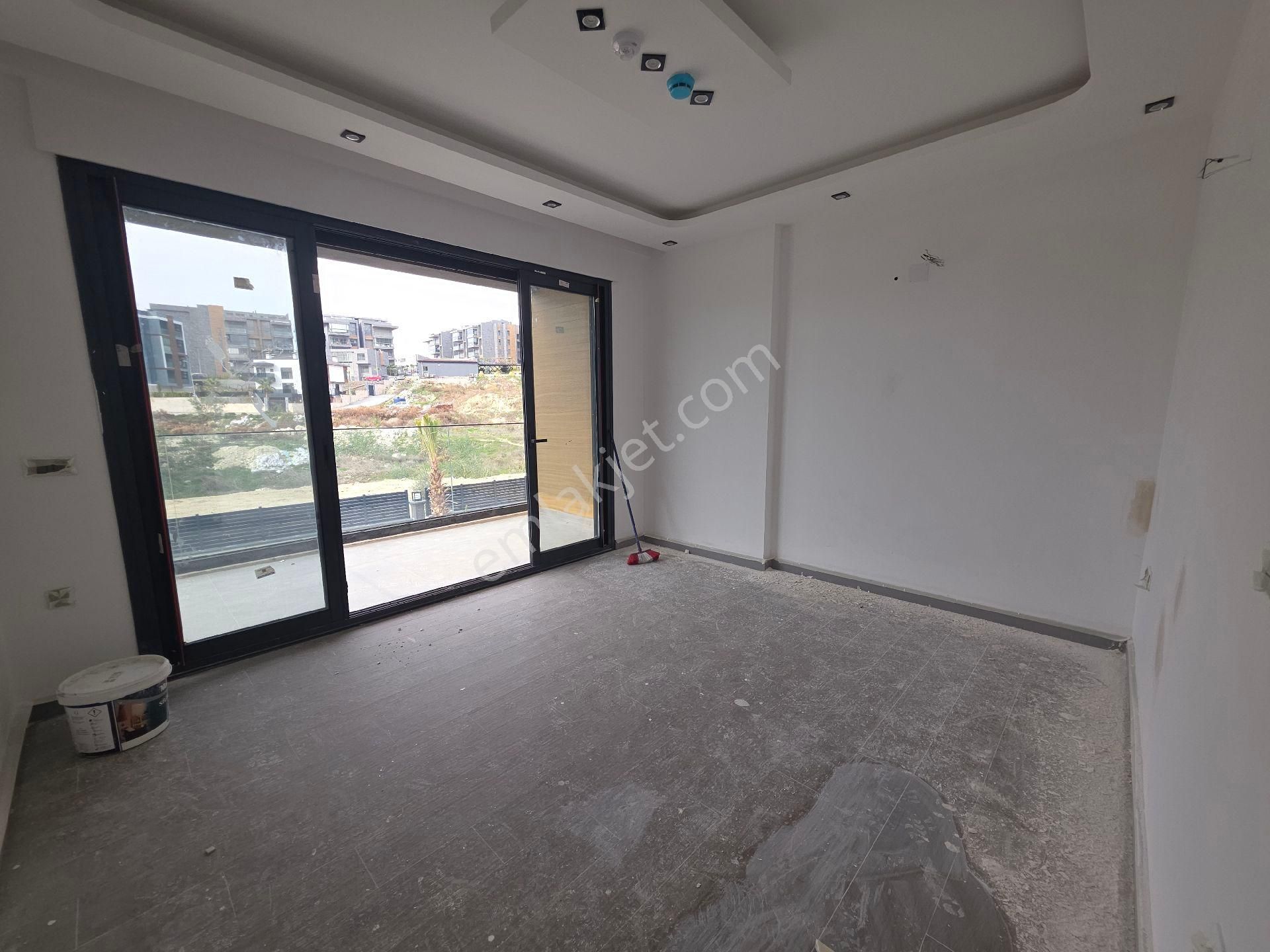 Kuşadası Satılık Sıfır 5+2villa - Görsel 10