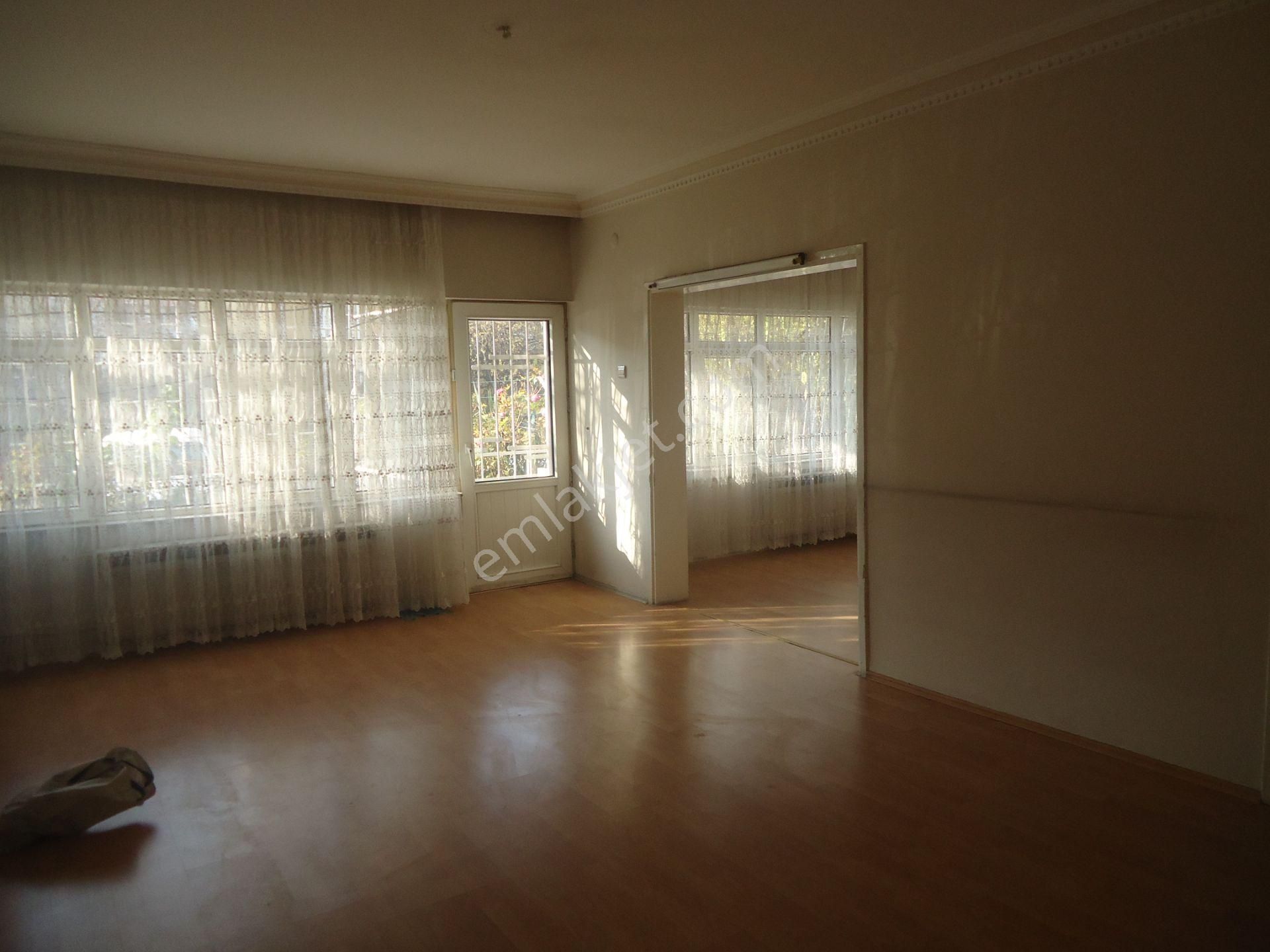 Türkiş Bloklarında Gizem Emlaktan 2+l Yüksek Giriş Kombili