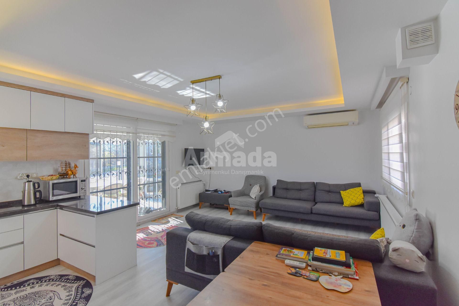 Kuşadası Yeniköy'de Ana Yola Yakın Bahçeli Müstakil Yaşam - Görsel 3