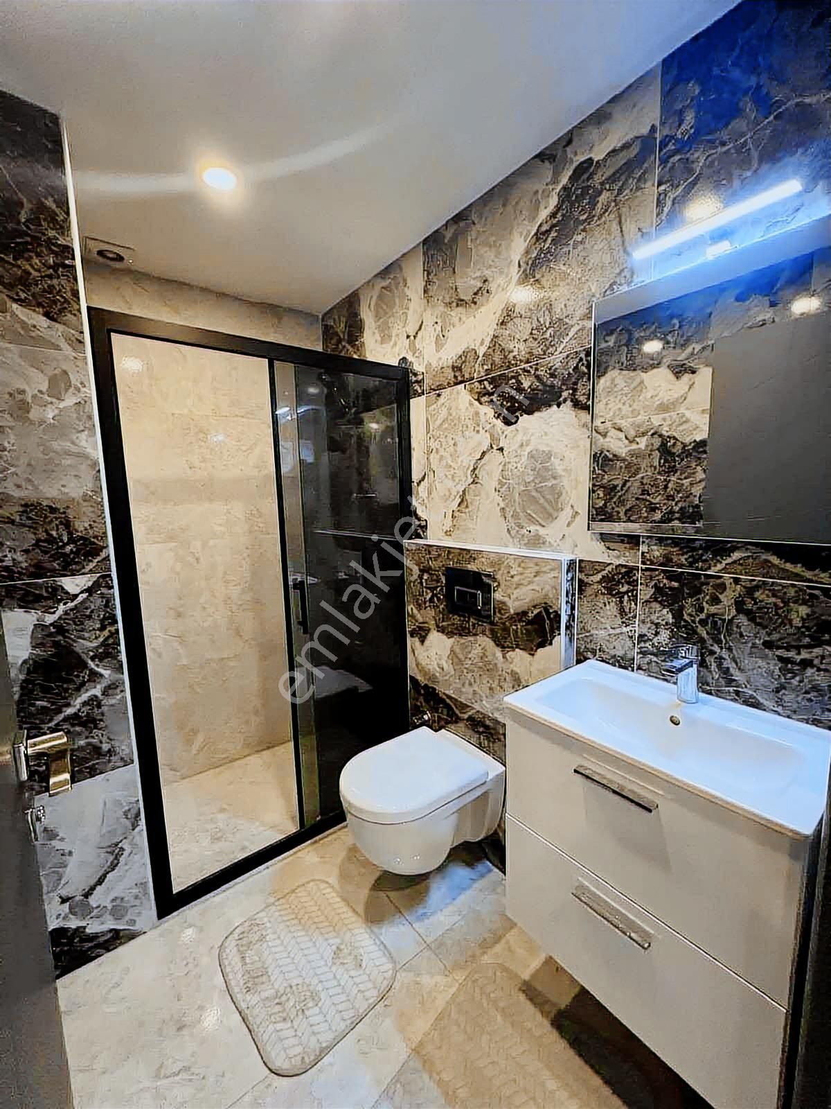 Ev-kur Emlaktan Kuşadası'nda Ara Kat Full Sıfır Eşyalı 2+1 Daire - Görsel 8