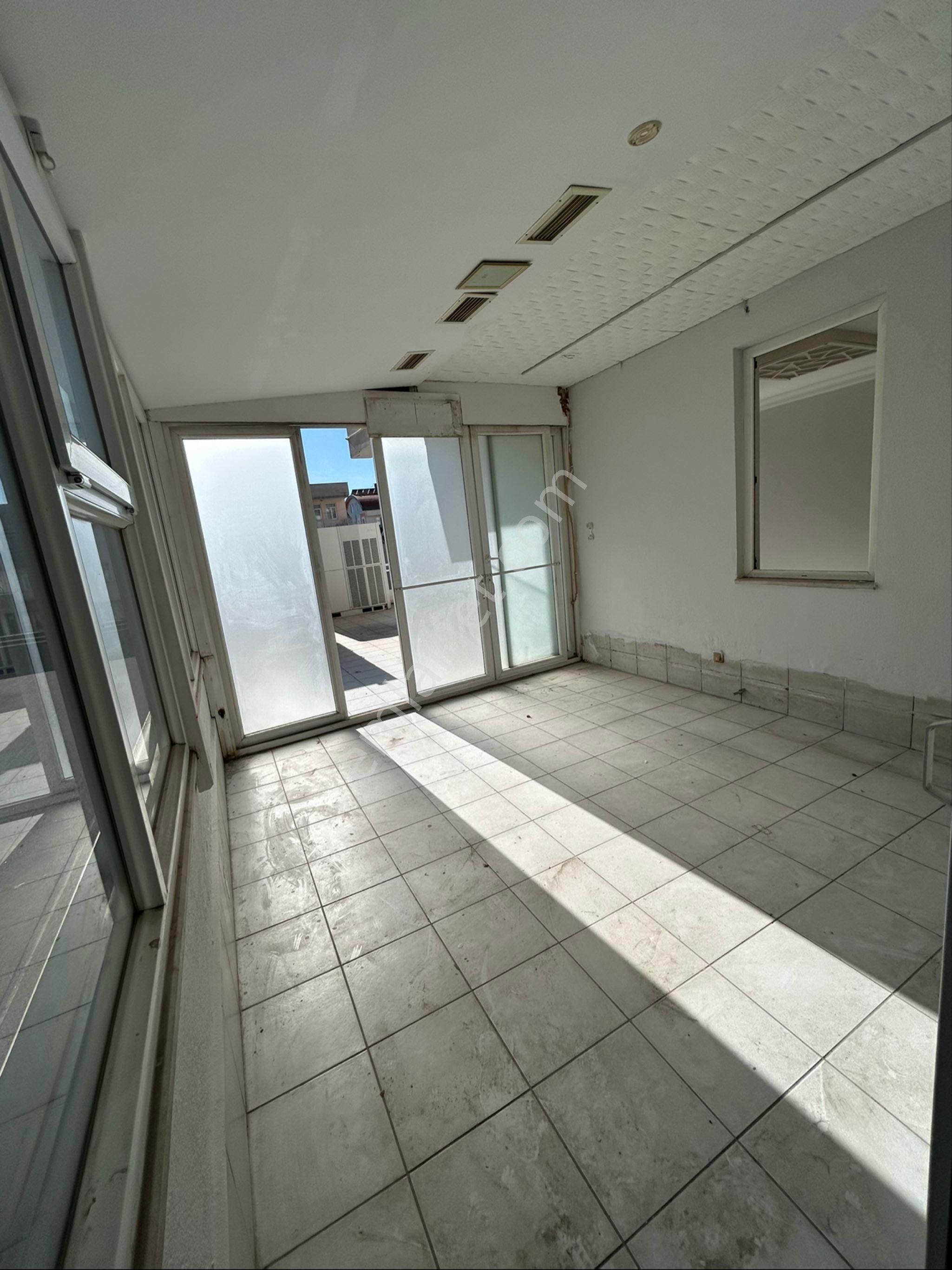 Kiralık Ofis/iş Yeri- Antalya Caddesi Üzerinde - Görsel 16