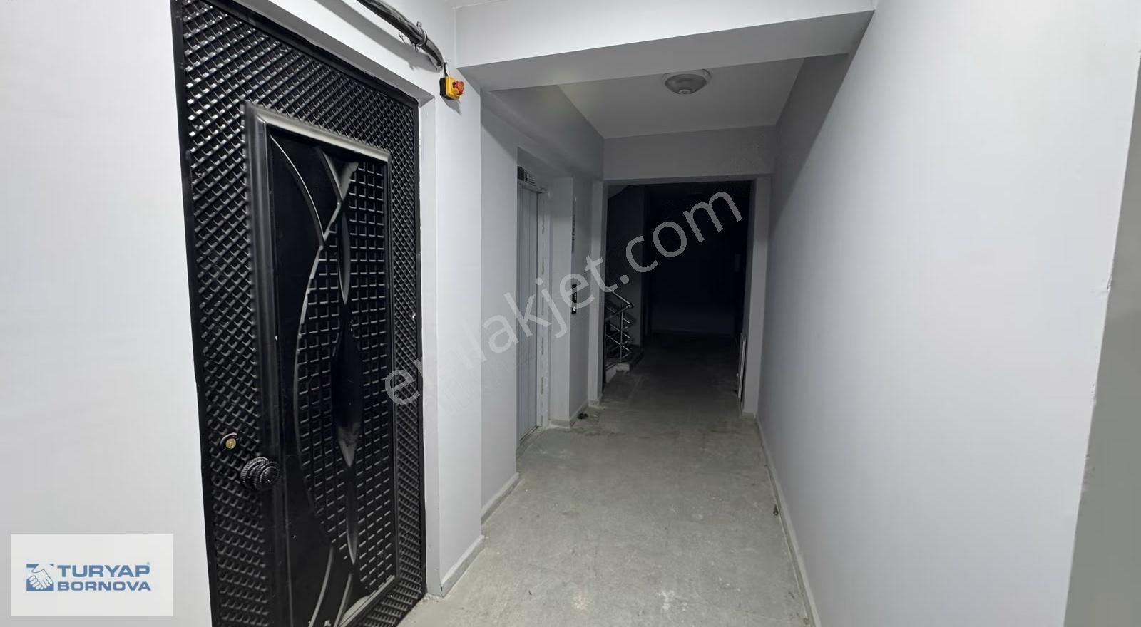 Manisa Saruhanlı Merkezde Çalışkanlar Plazada Kiralık 1+1 Ofis - Görsel 14