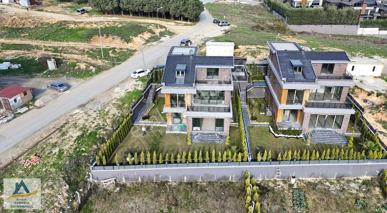 Bolluca'da 540 M² Alanlı 4 Katlı Sıfır Satılık Müstakil Villa - Görsel 8