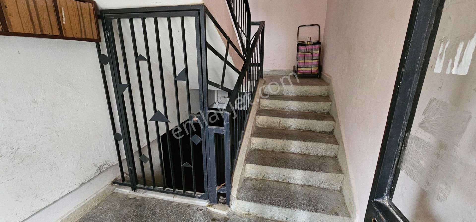 Göçmen Gayrimenkul'den Çarşı Merkeze Yakın Satılık Daire - Görsel 21