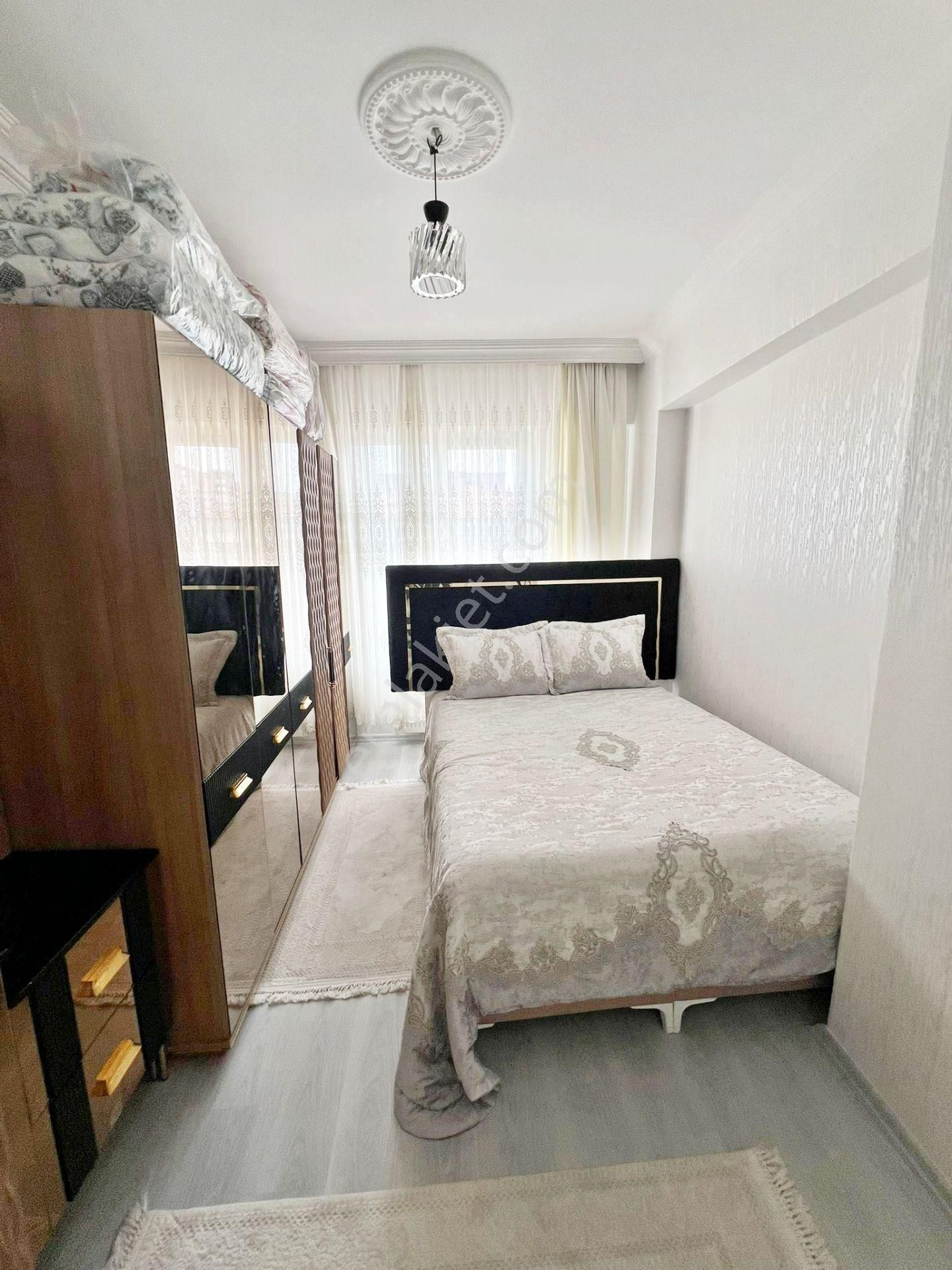 Karacaahmet'te Nikah Salonu Çevresi Az Katlı Masrafsız 3+1 Daire - Görsel 7