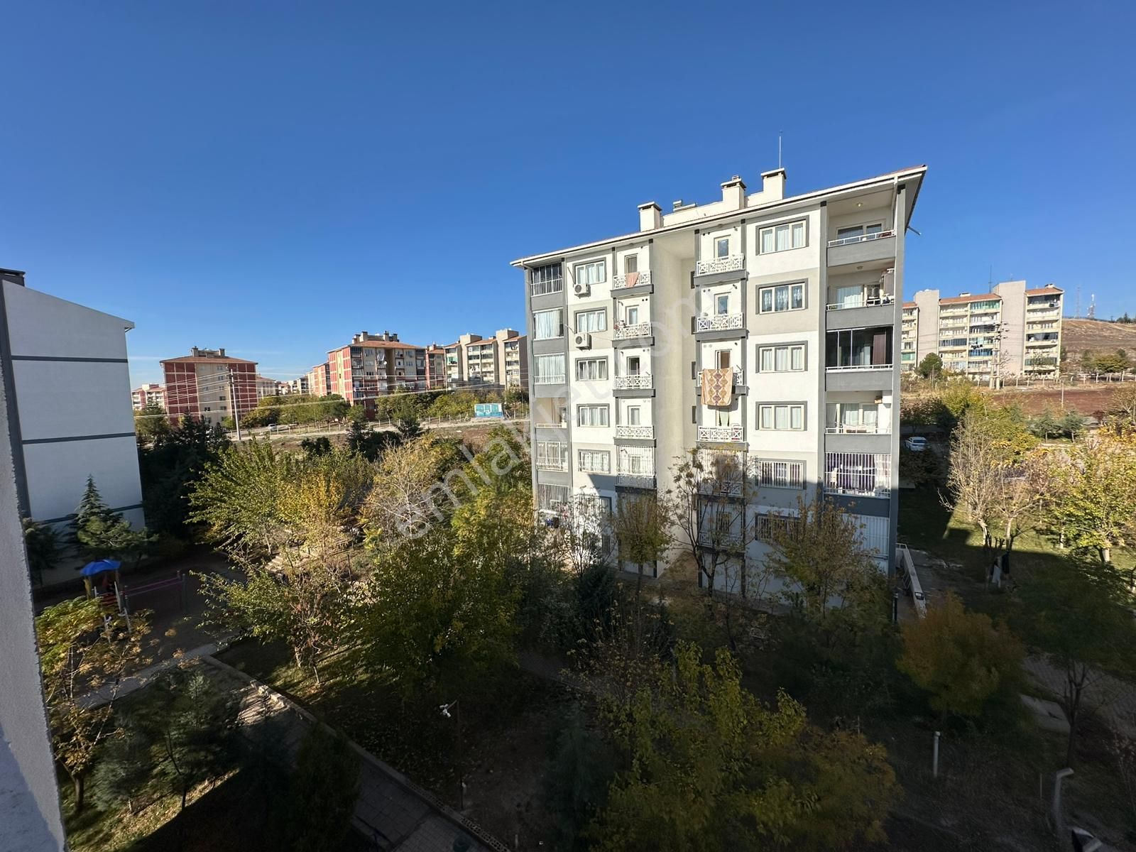 Çölgüzeli Tokide 2+1 Etrafı Açık En Güzel Konumda Satılık Daire - Görsel 23