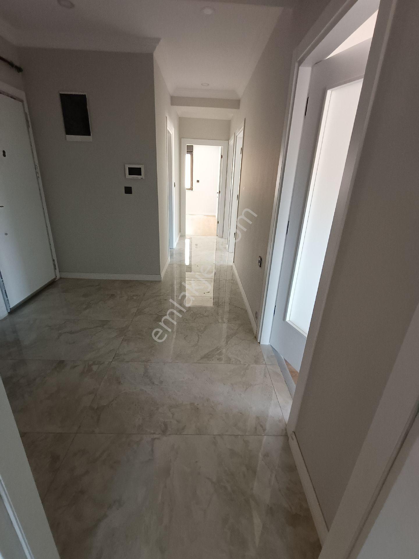 Mt Emlak'tan Tuzla İstasyon Mahallesi'nde Kiralık 3+1 Daire - Görsel 12