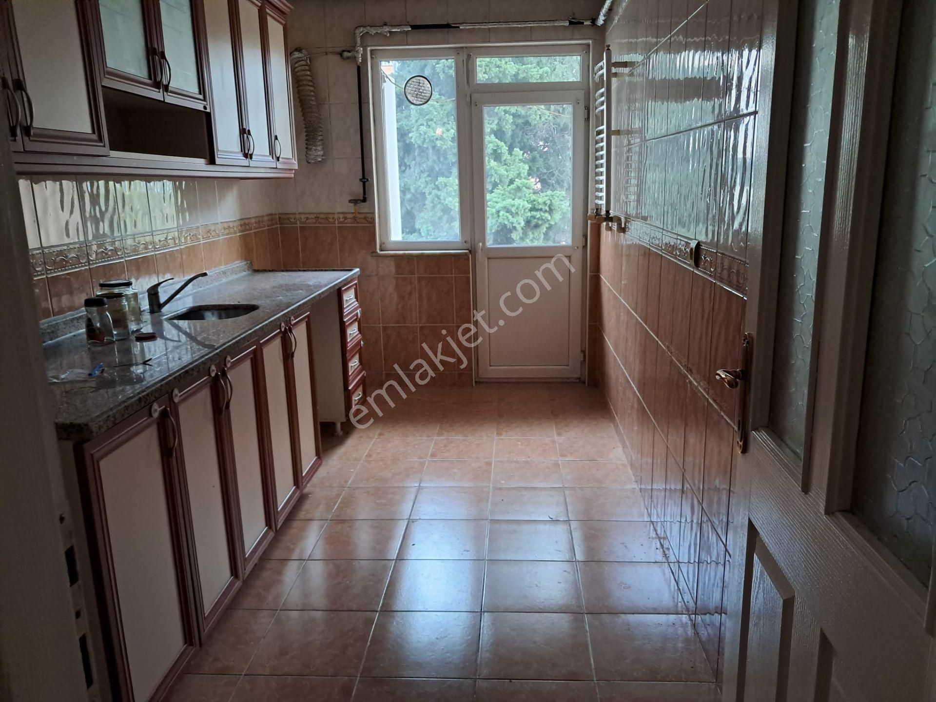 Cumhuriyet Mah. Kiralık 120 M2 - 3+1- 2 - Kat Daire - Görsel 6