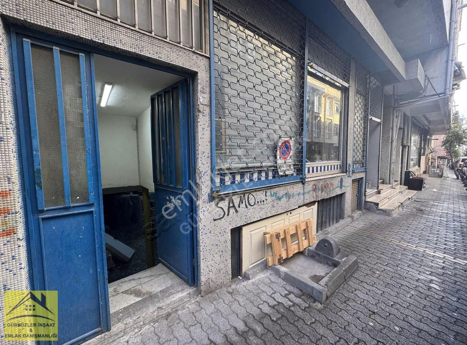 K.çekmece M.akif'de 46m² Hisseli 2 Katlı Kullanışlı 300m² Dükkan