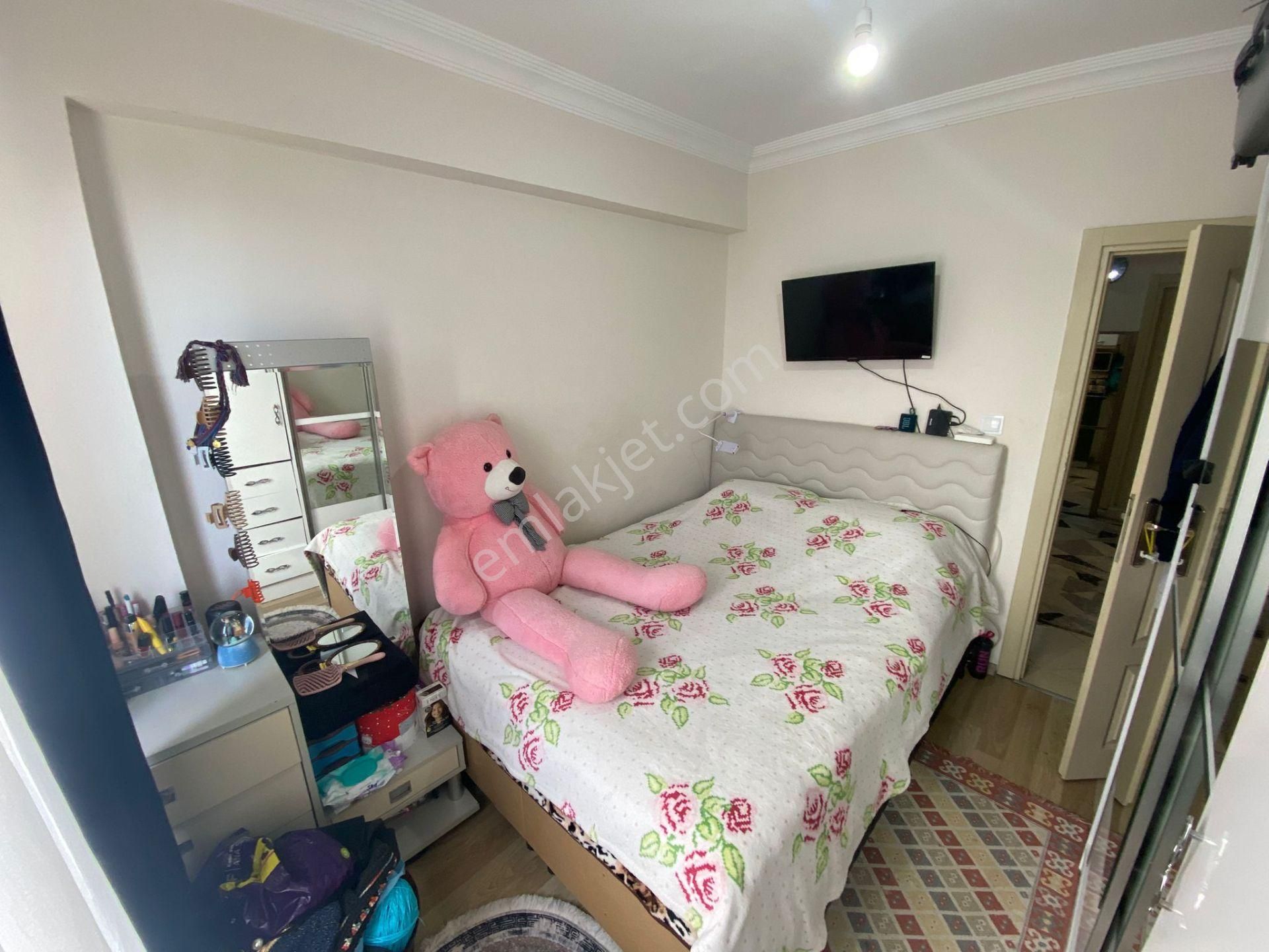 Karasuda Havuzlu Site İçinde M.ayrı Kombi+petekli Ara Kat 2+1 - Görsel 14
