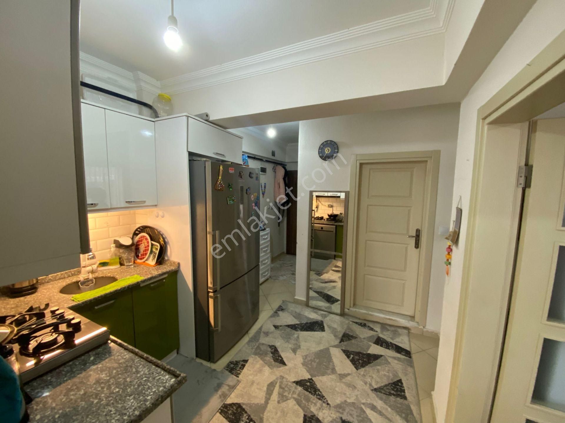 Karasuda Havuzlu Site İçinde M.ayrı Kombi+petekli Ara Kat 2+1 - Görsel 8