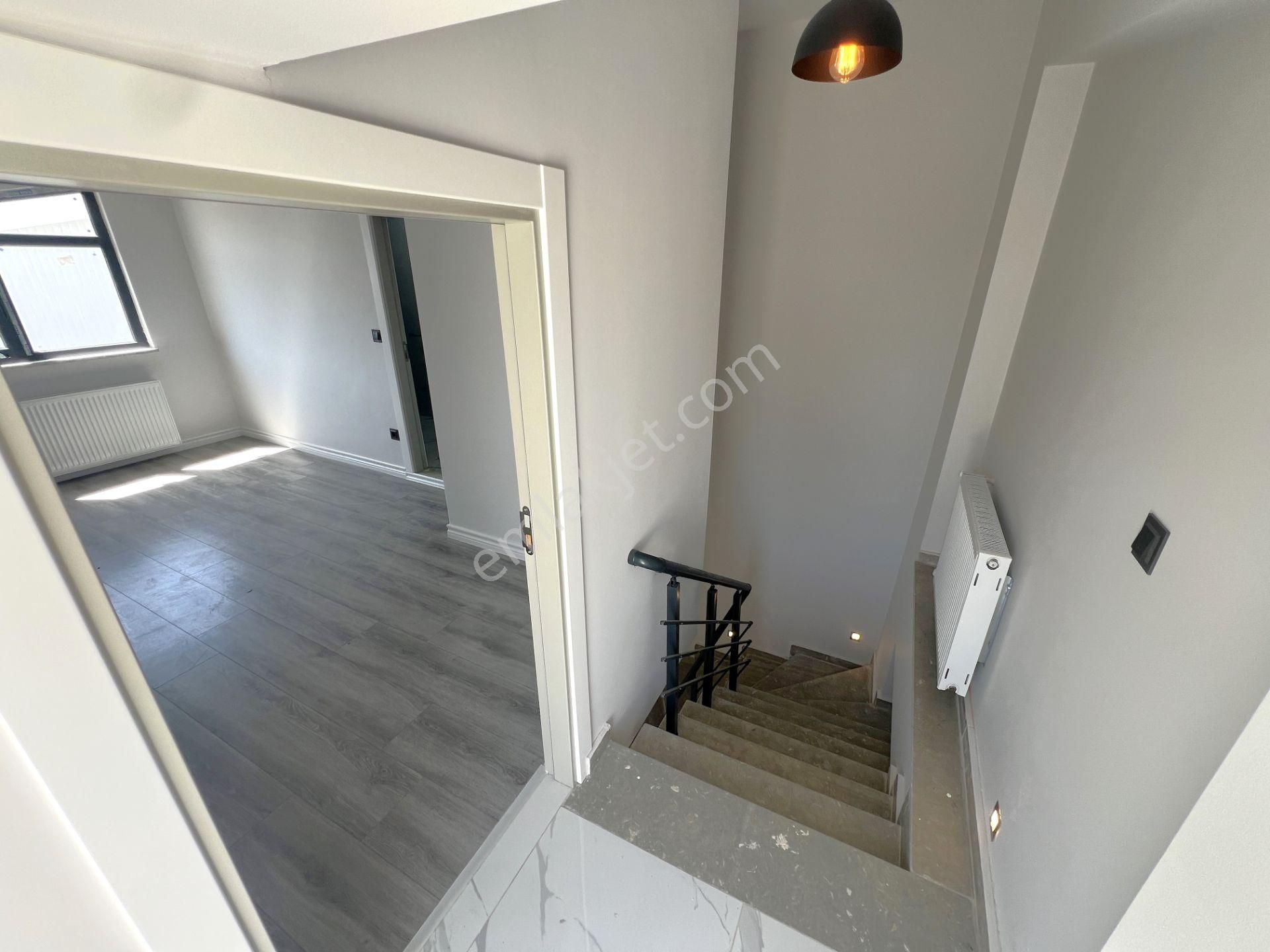 ▃jet Emlak'tan Zeytinli'de İçinizi Aydınlatacak Modern 3+1 Villa - Görsel 30