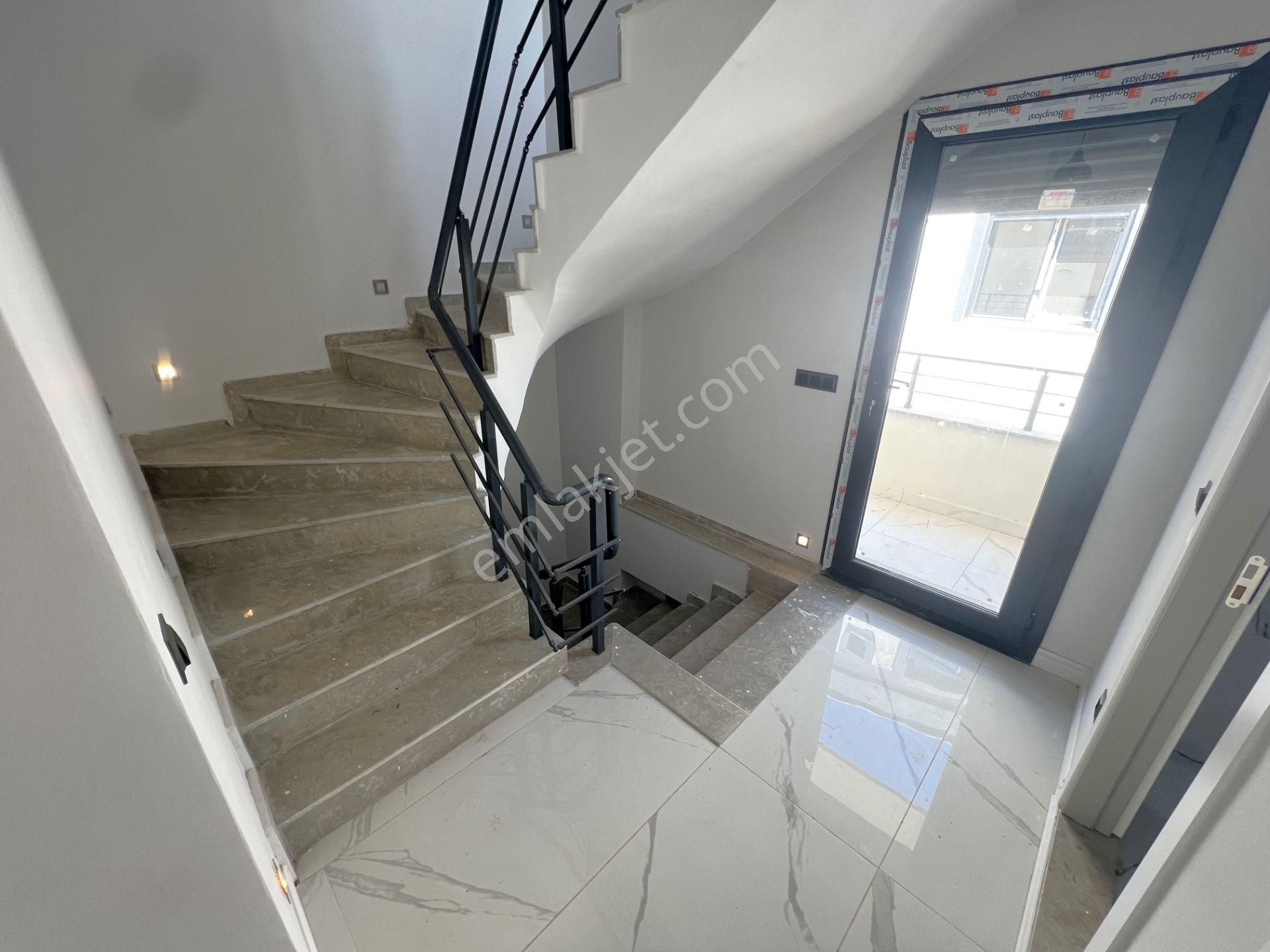 ▃jet Emlak'tan Zeytinli'de İçinizi Aydınlatacak Modern 3+1 Villa - Görsel 20