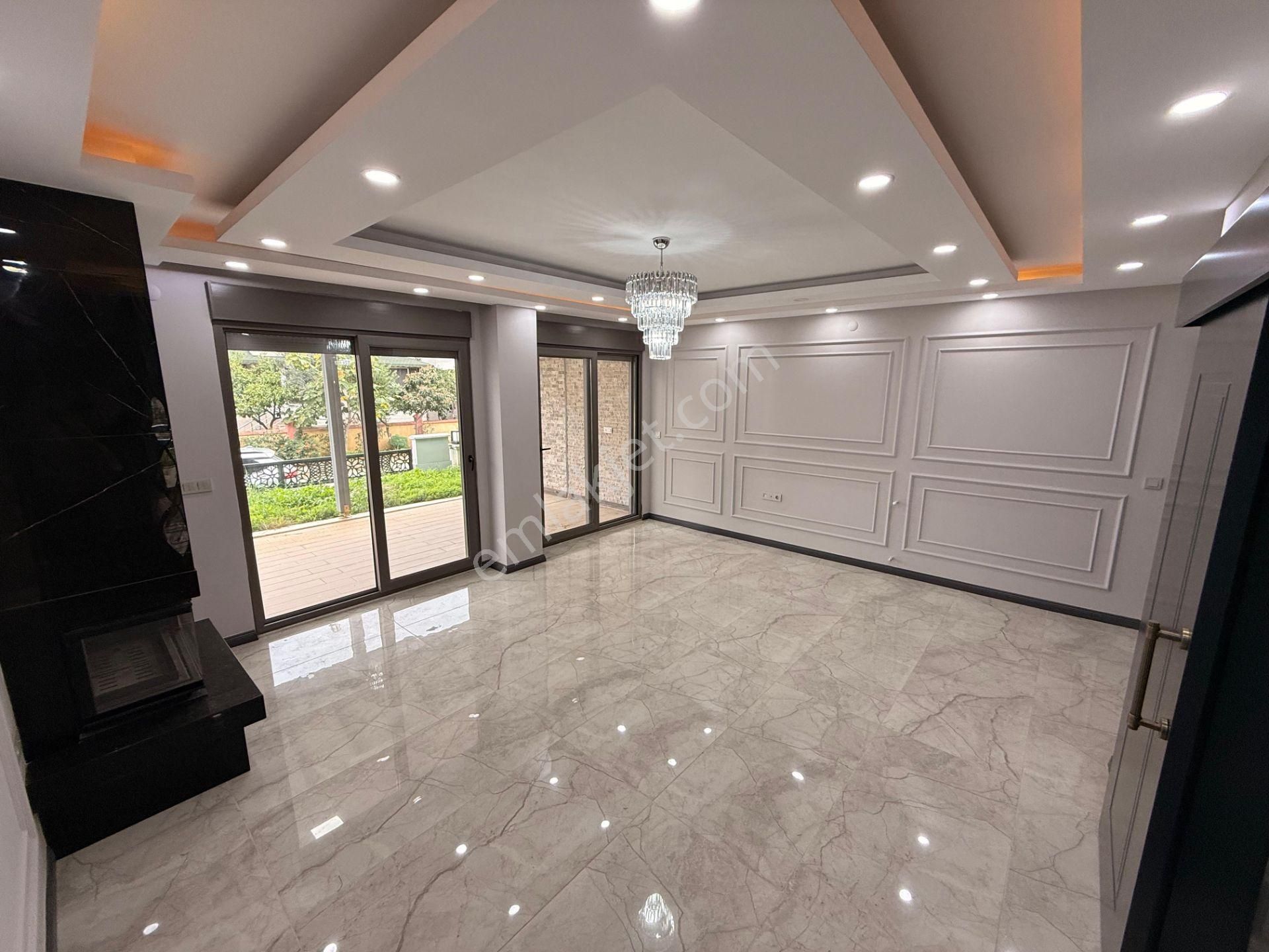 Sezgin Emlak'tan Güre'de Denize 200 Metre Lüks Tasarım 4+1 Villa - Görsel 2