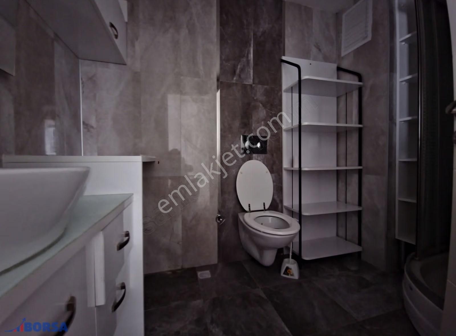 Mürsel Uluç Satılık 3+1 Bakımlı Boş Daire - Görsel 5