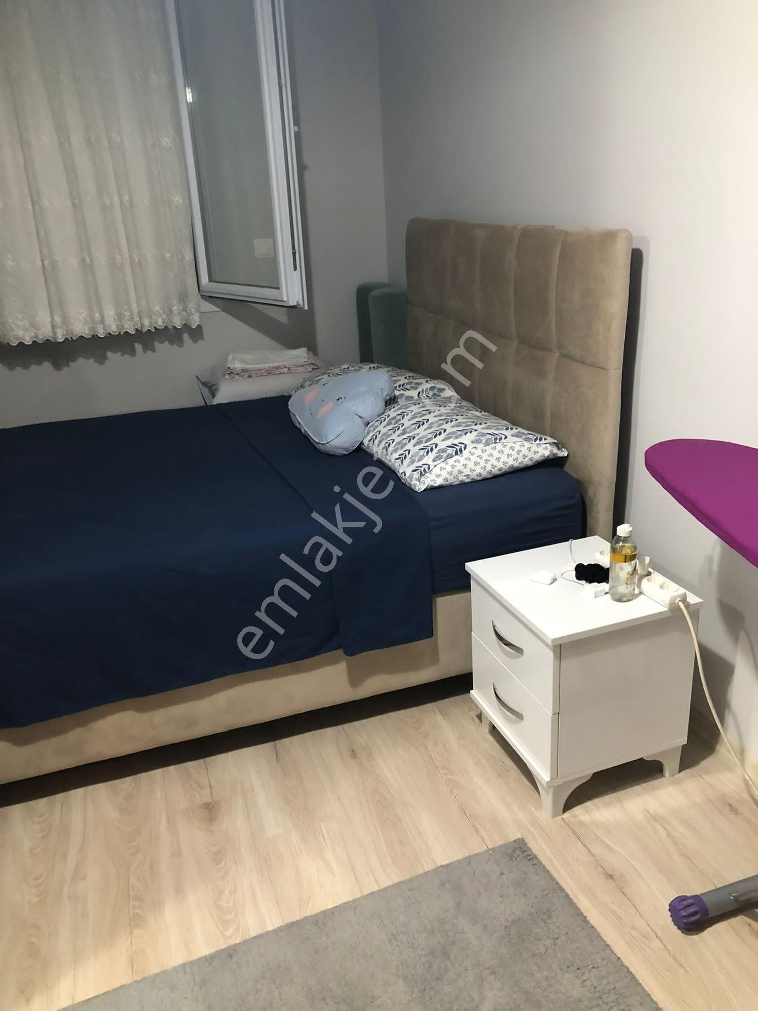 Buca Adatepe Mah. Yerden Isıtma Asansör Otopark Balkon Klimalı Full Eşyalı 1+1 - Görsel 12