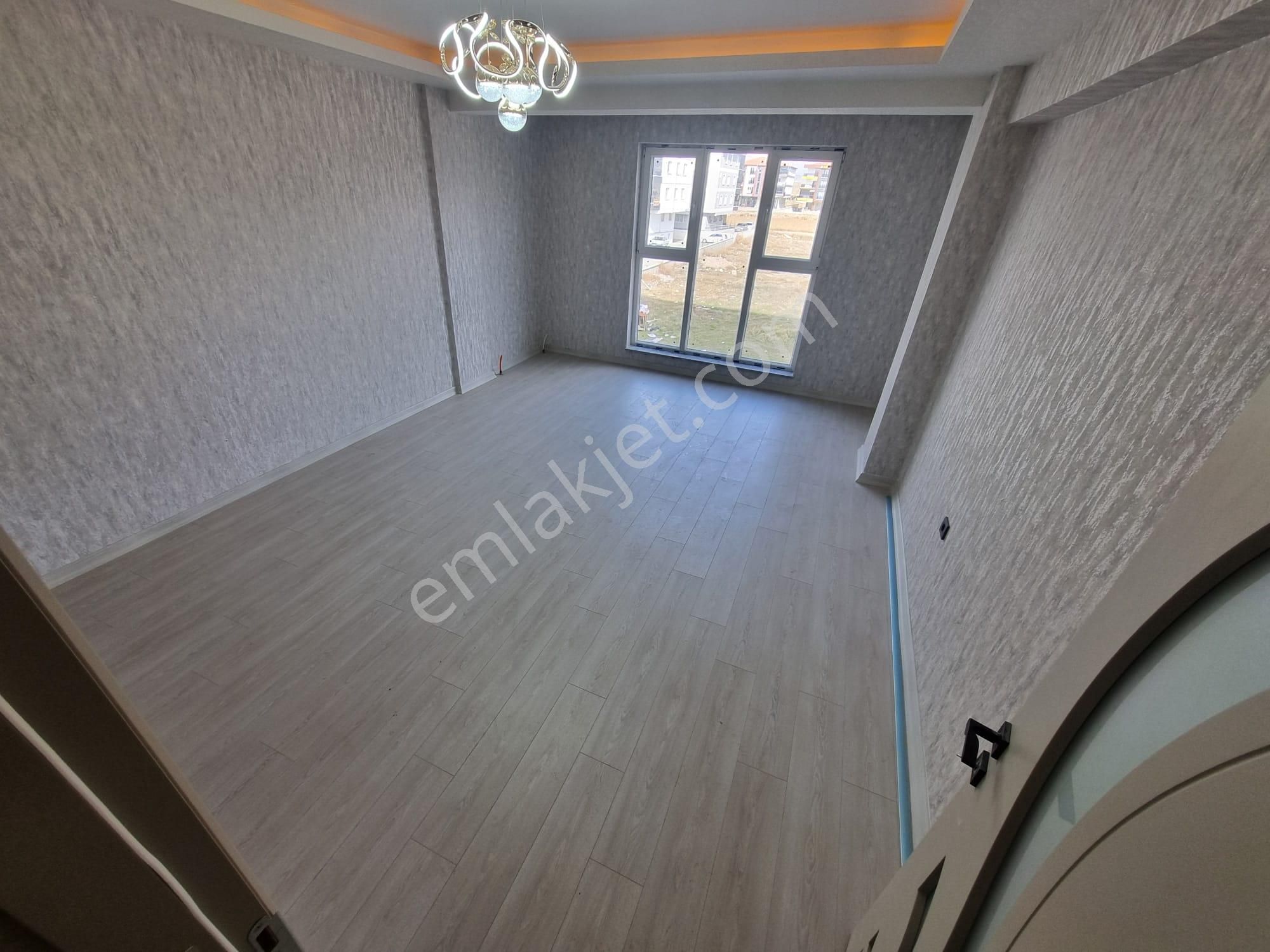 Hazardan Mendereste Yüksek Kredili Lüx Yapılı Ön Cephe Arakat - Görsel 21