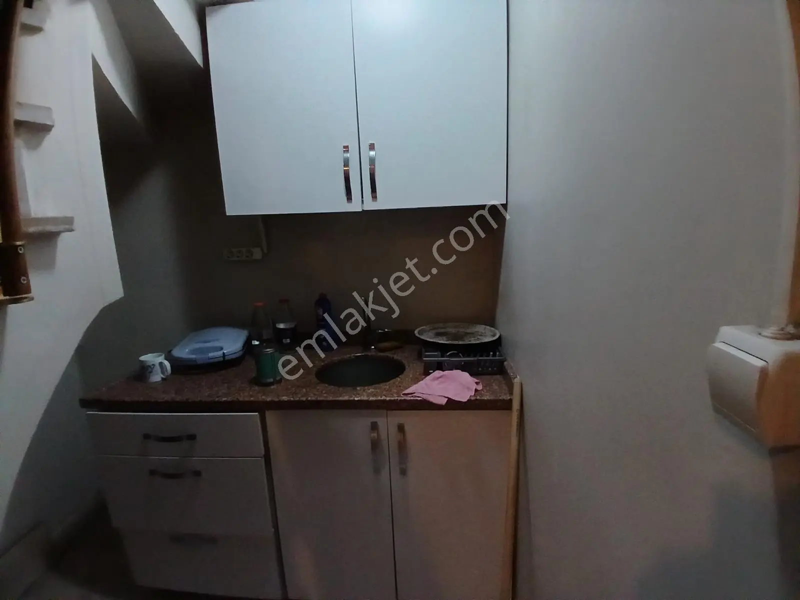 Özgen'den Depolu Kiralık Dükkan - Görsel 2