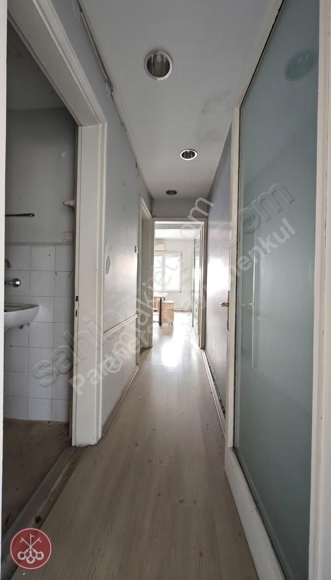 Balmumcu Barbaros Bulvarın Da 135 M2 Manzaralı Otoparklı Ofis - Görsel 12