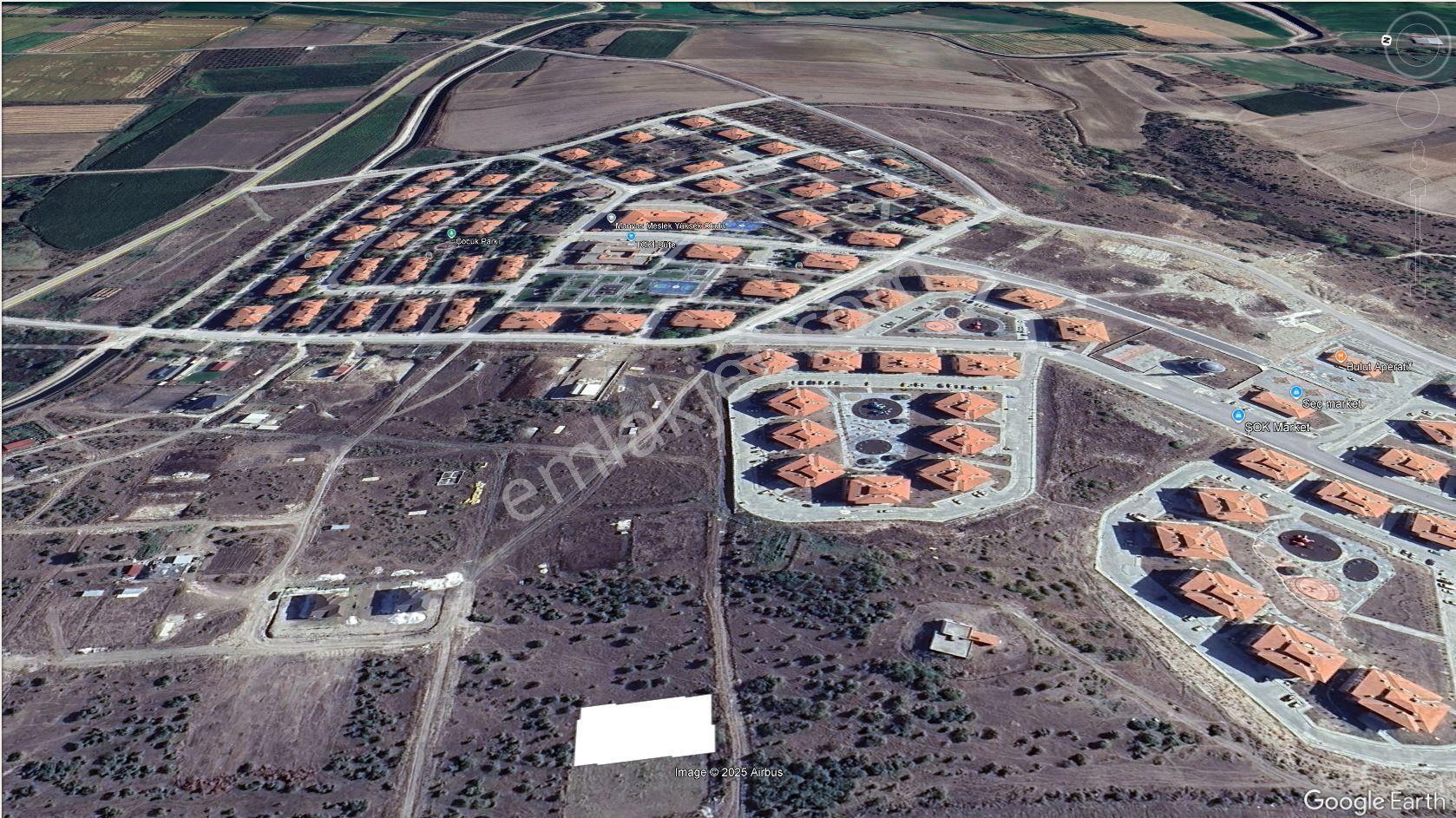 Manyas Atatürk Mahallesinde 900m2 Satılık Arsa - Görsel 2